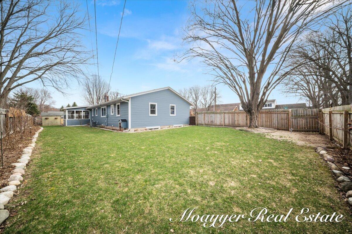 611 71st Street SE Grand Rapids MI 49548