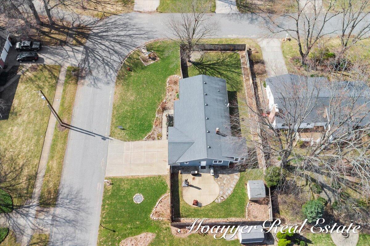 611 71st Street SE Grand Rapids MI 49548