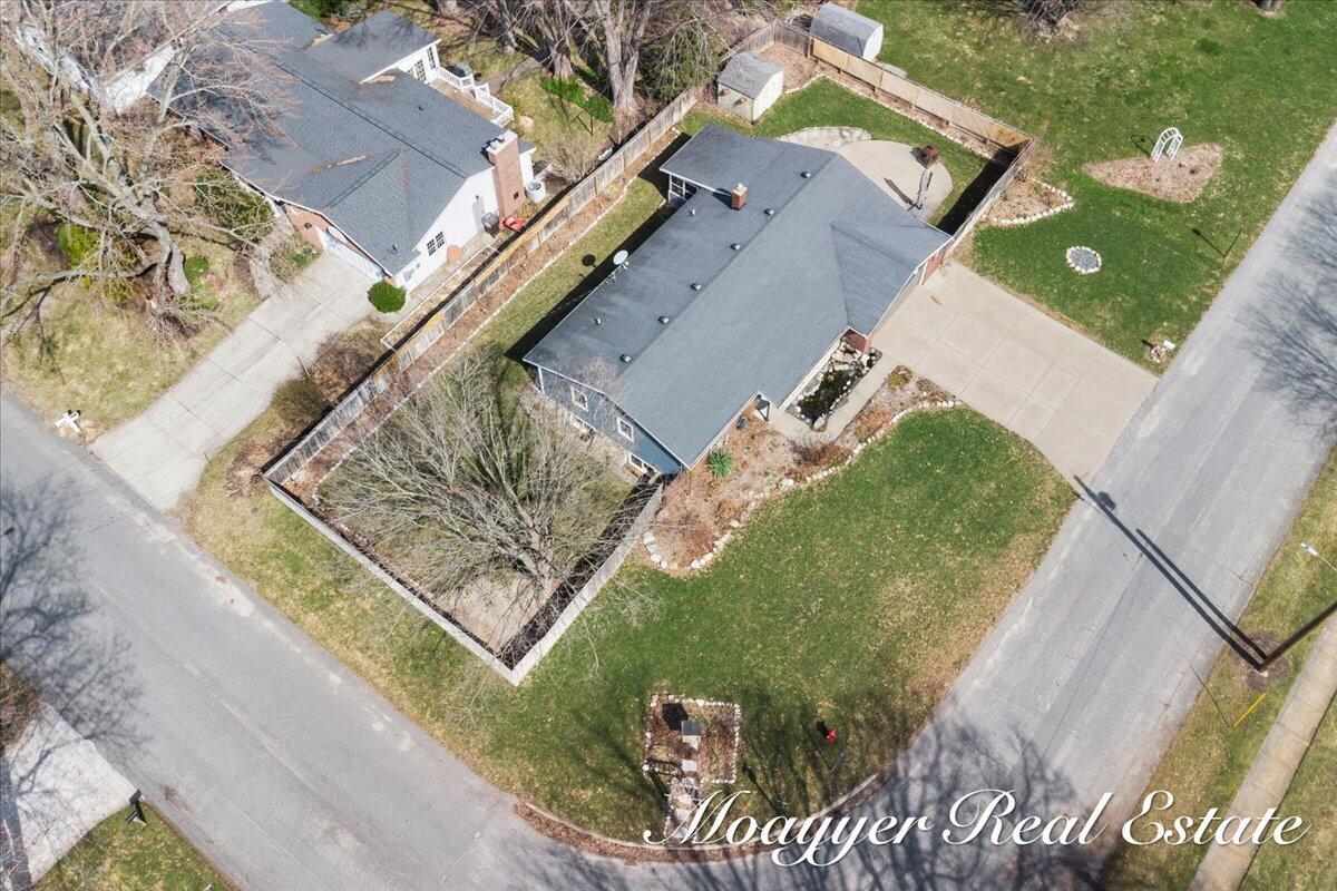 611 71st Street SE Grand Rapids MI 49548