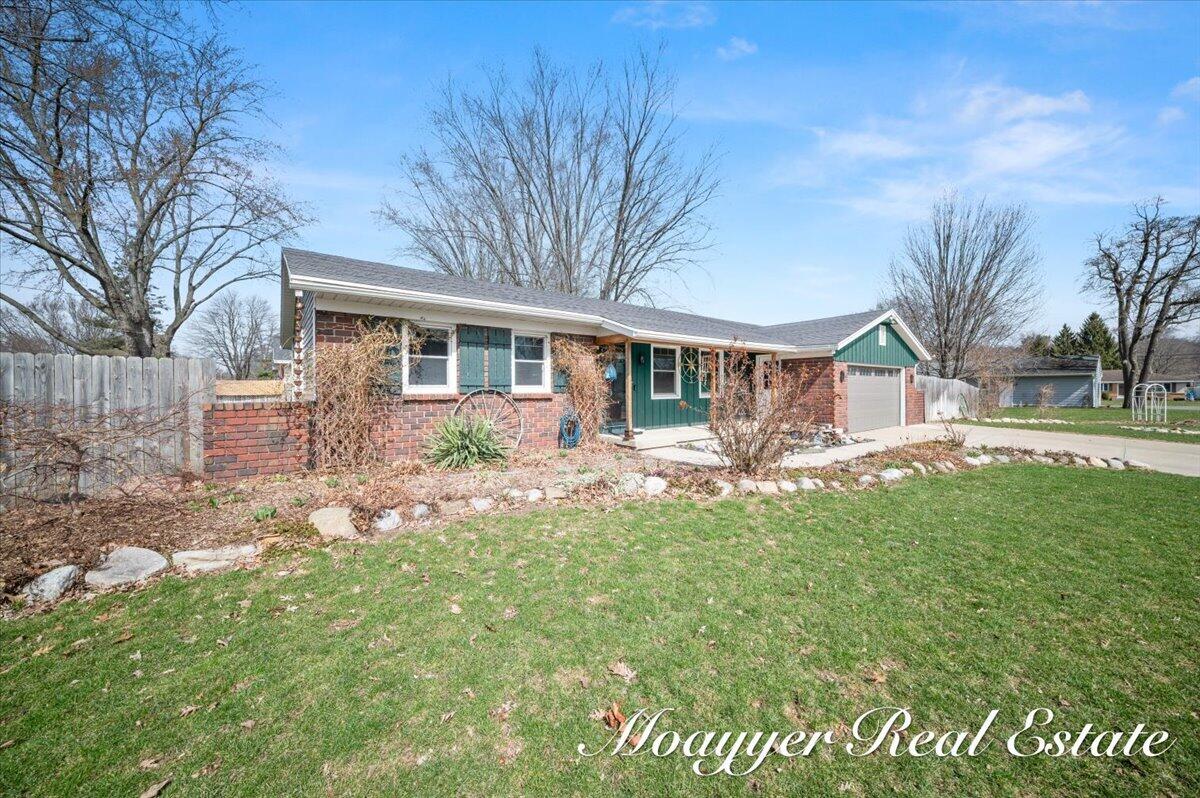 611 71st Street SE Grand Rapids MI 49548