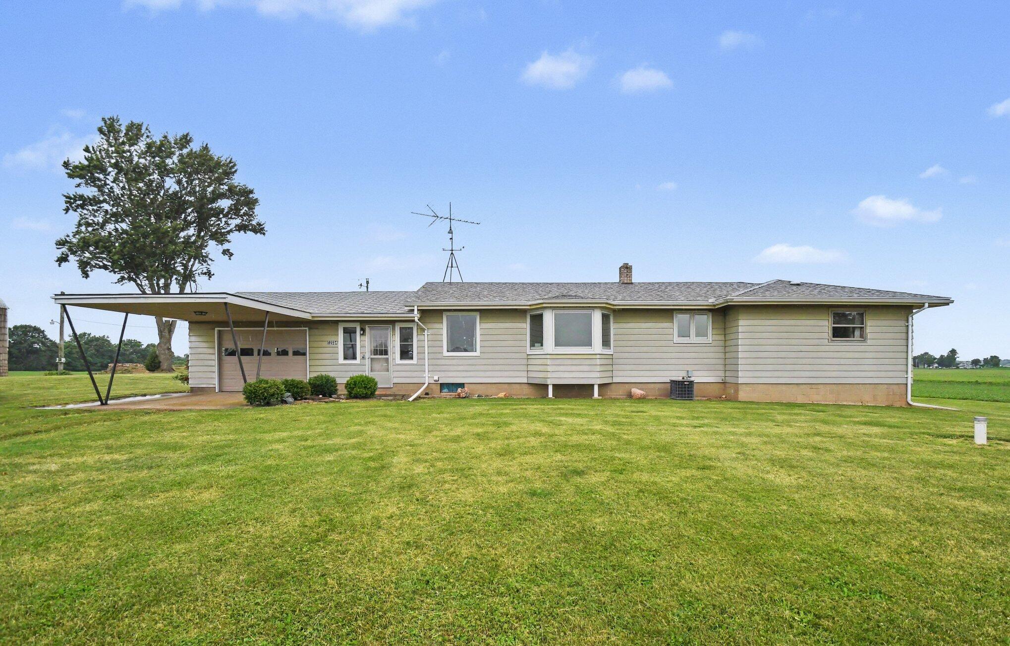 12354 Gardner Road Buchanan MI 49107