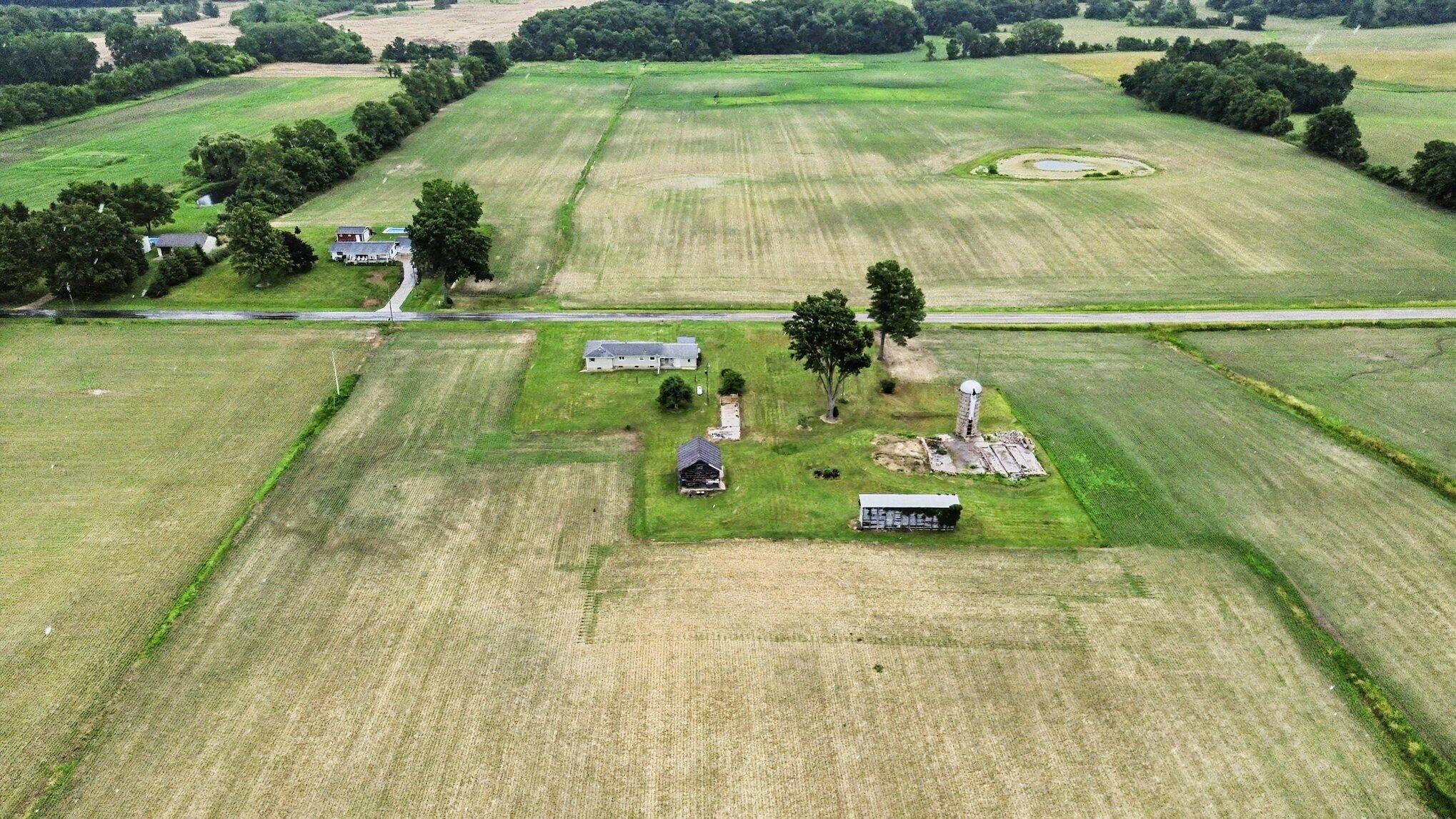 12354 Gardner Road Buchanan MI 49107