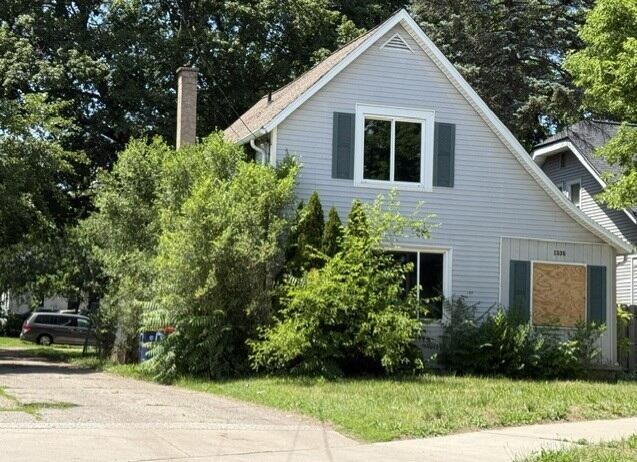 1335 Kalamazoo Avenue SE Grand Rapids MI 49507