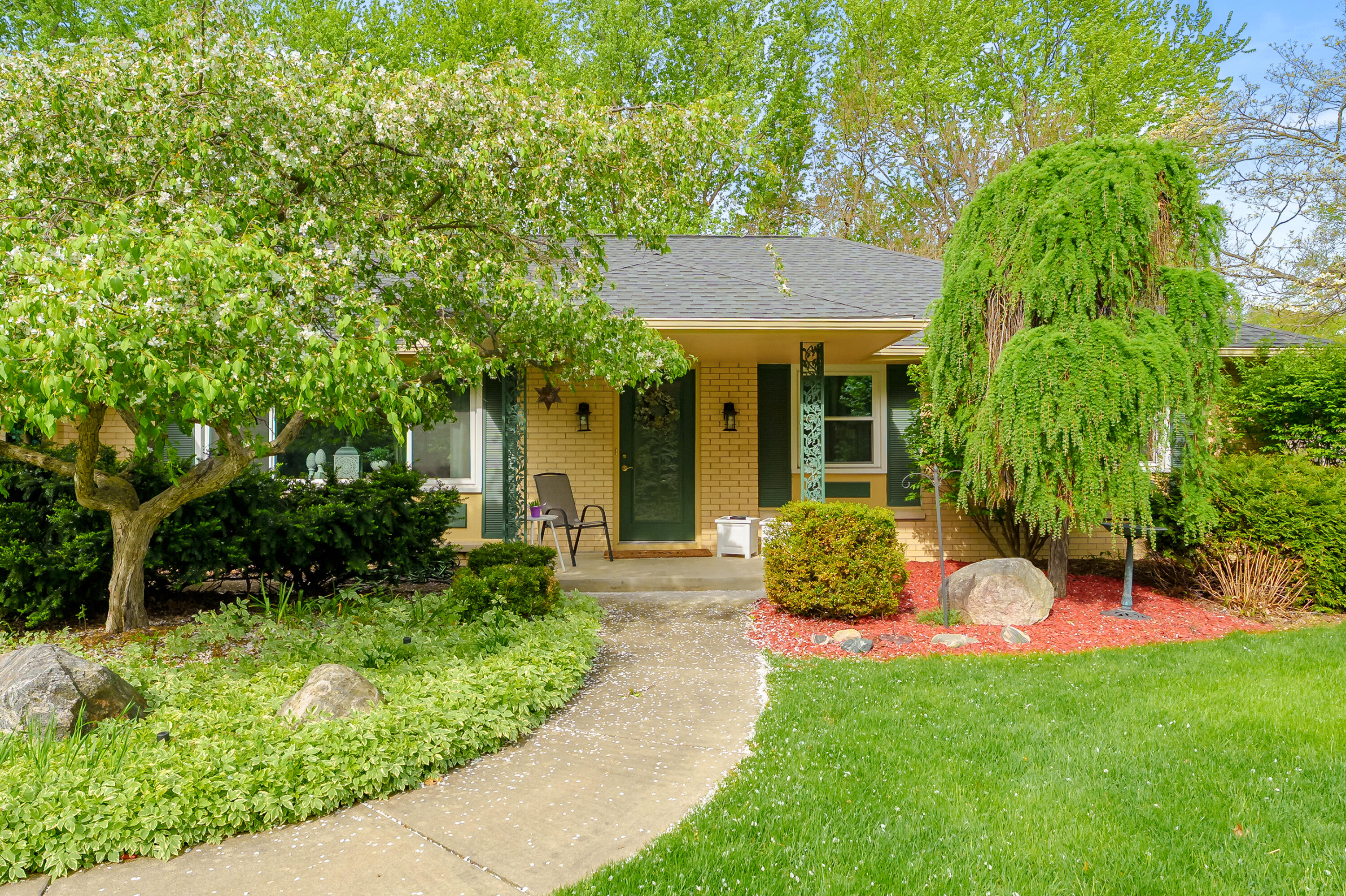 7702 Hunters Ridge Drive Kalamazoo MI 49009