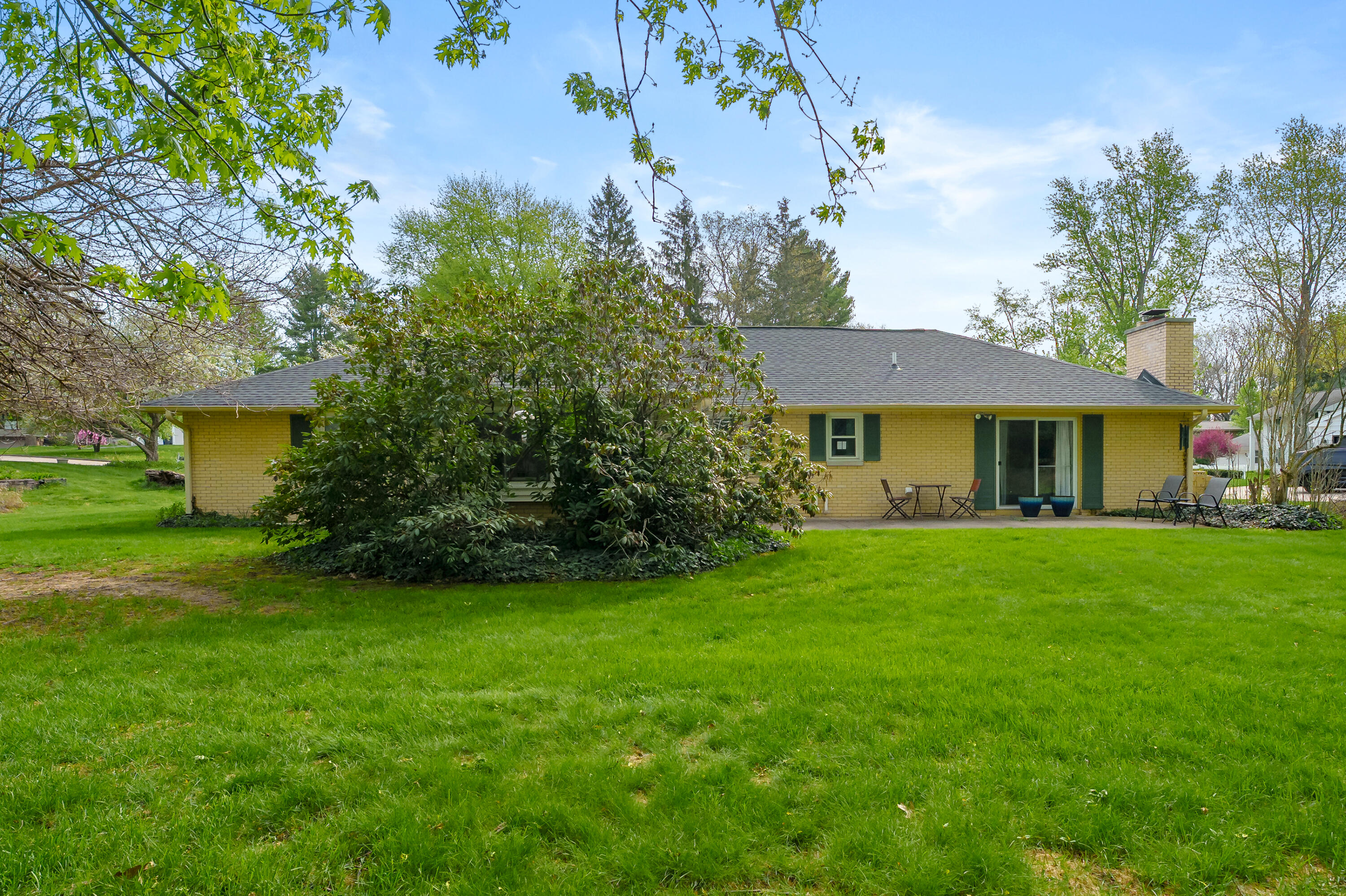 7702 Hunters Ridge Drive Kalamazoo MI 49009
