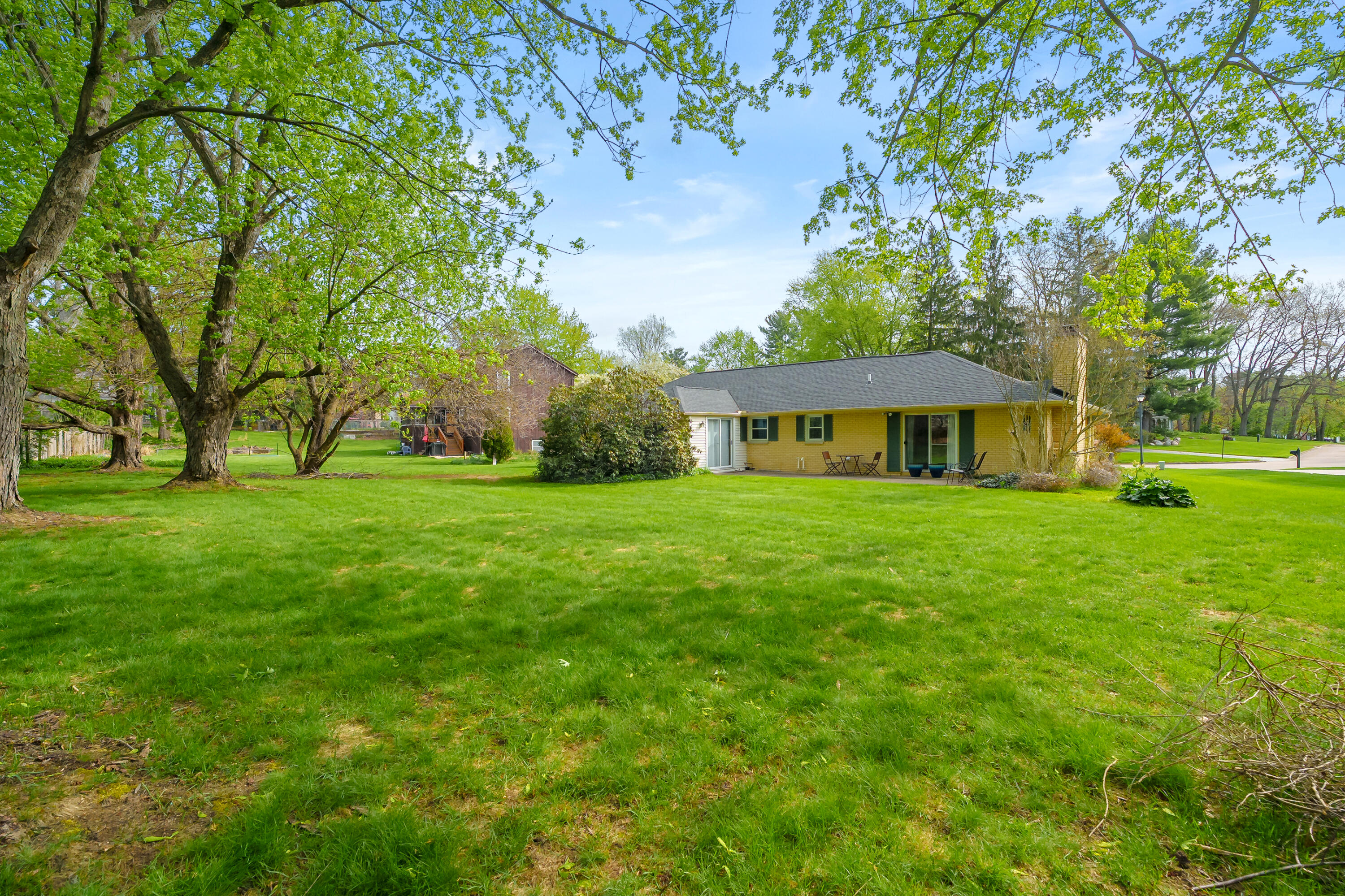 7702 Hunters Ridge Drive Kalamazoo MI 49009