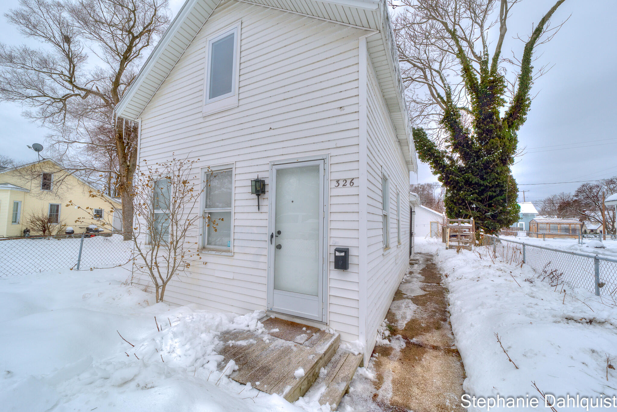 326 Mason Avenue Muskegon MI 49441
