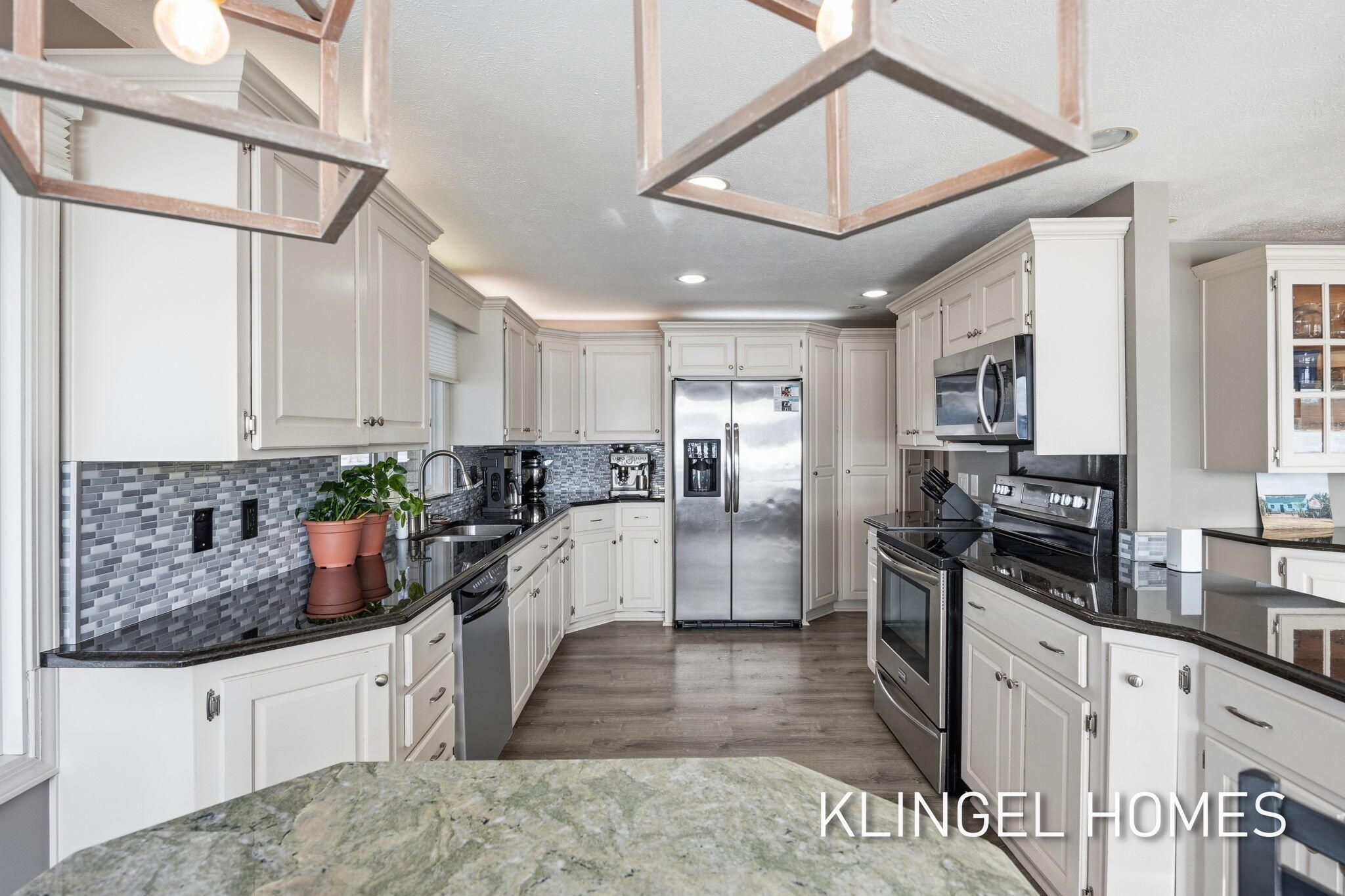 530 Glenwood Avenue Muskegon MI 49445