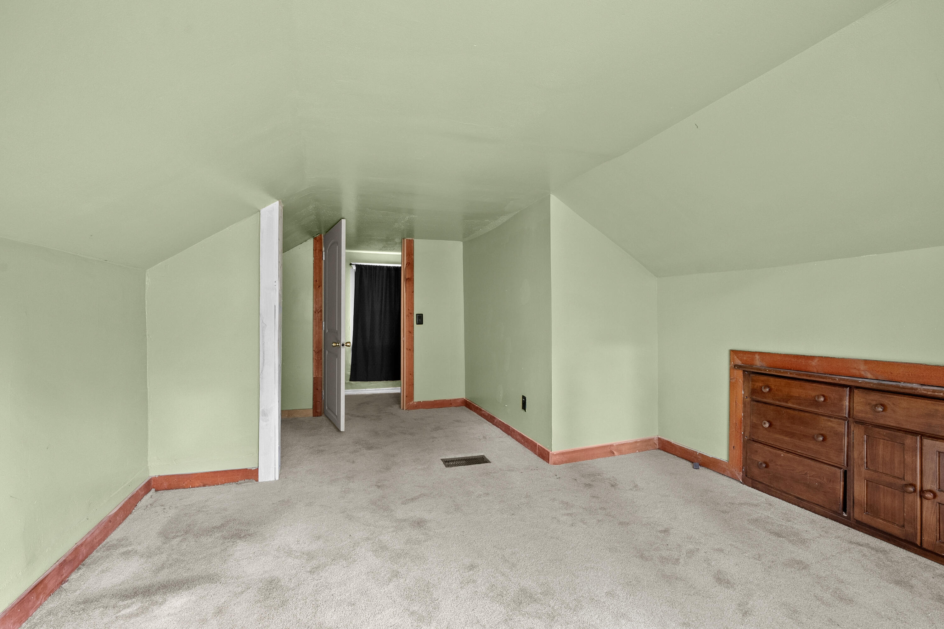 1209 John Street Kalamazoo MI 49001