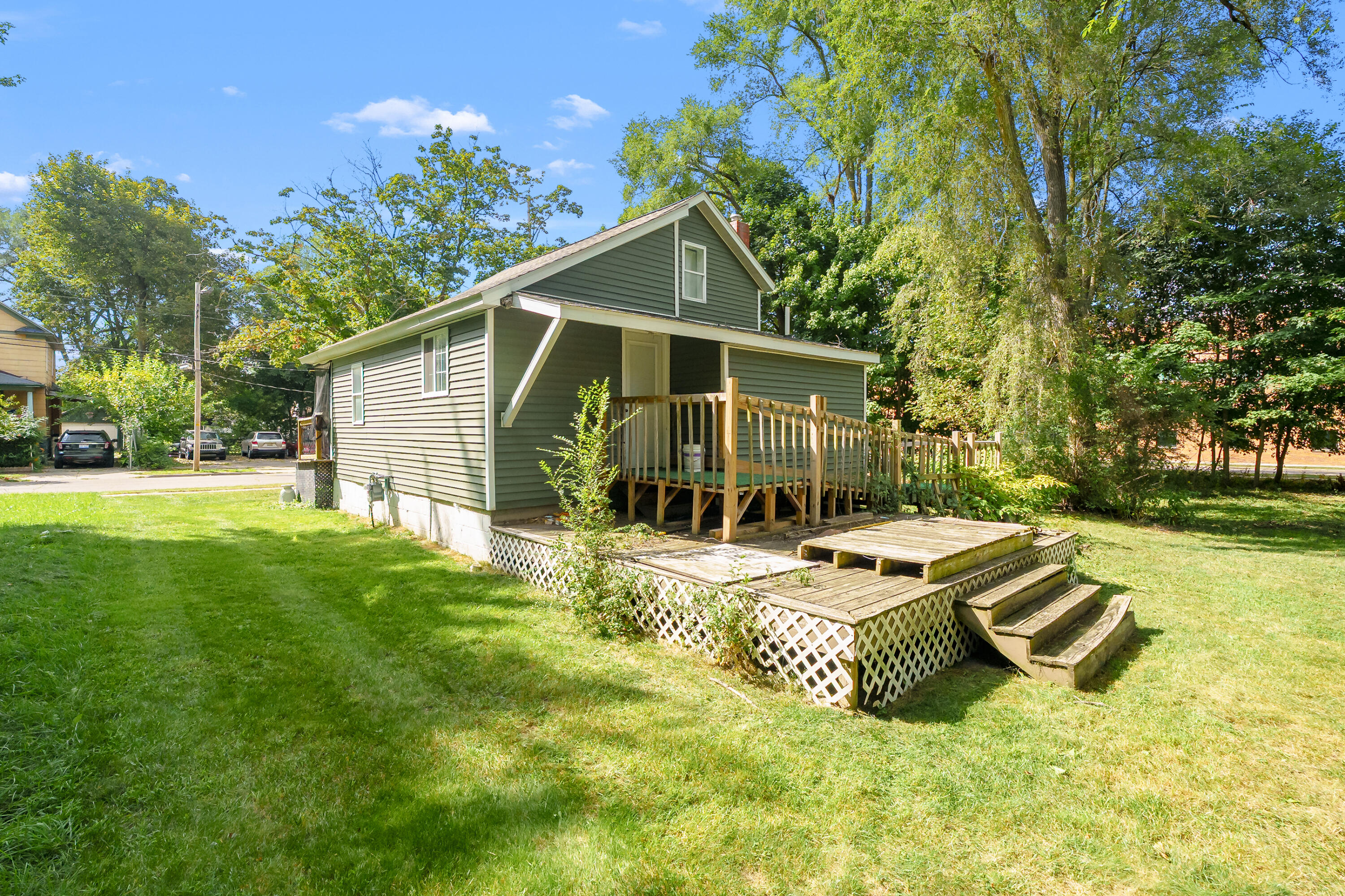 1209 John Street Kalamazoo MI 49001