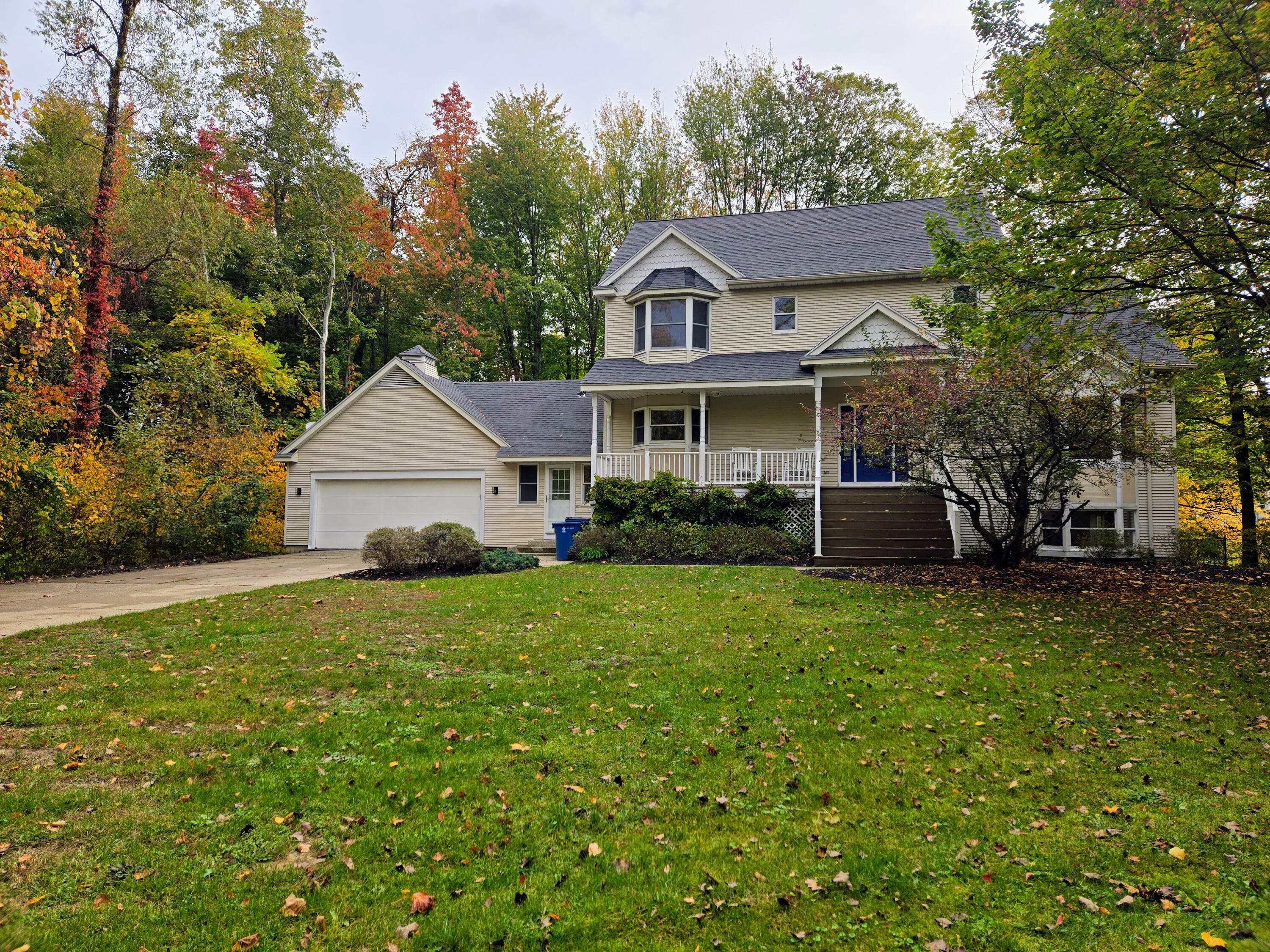 4739 Pine Hollow Road Holland MI 49423