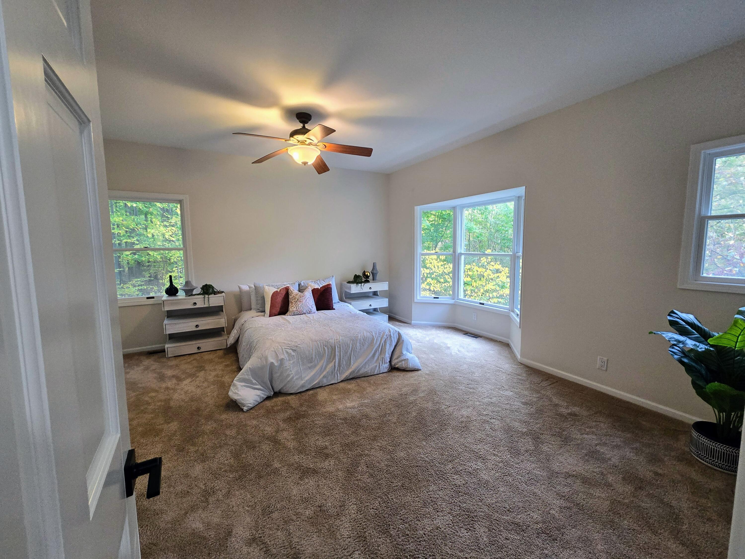 4739 Pine Hollow Road Holland MI 49423