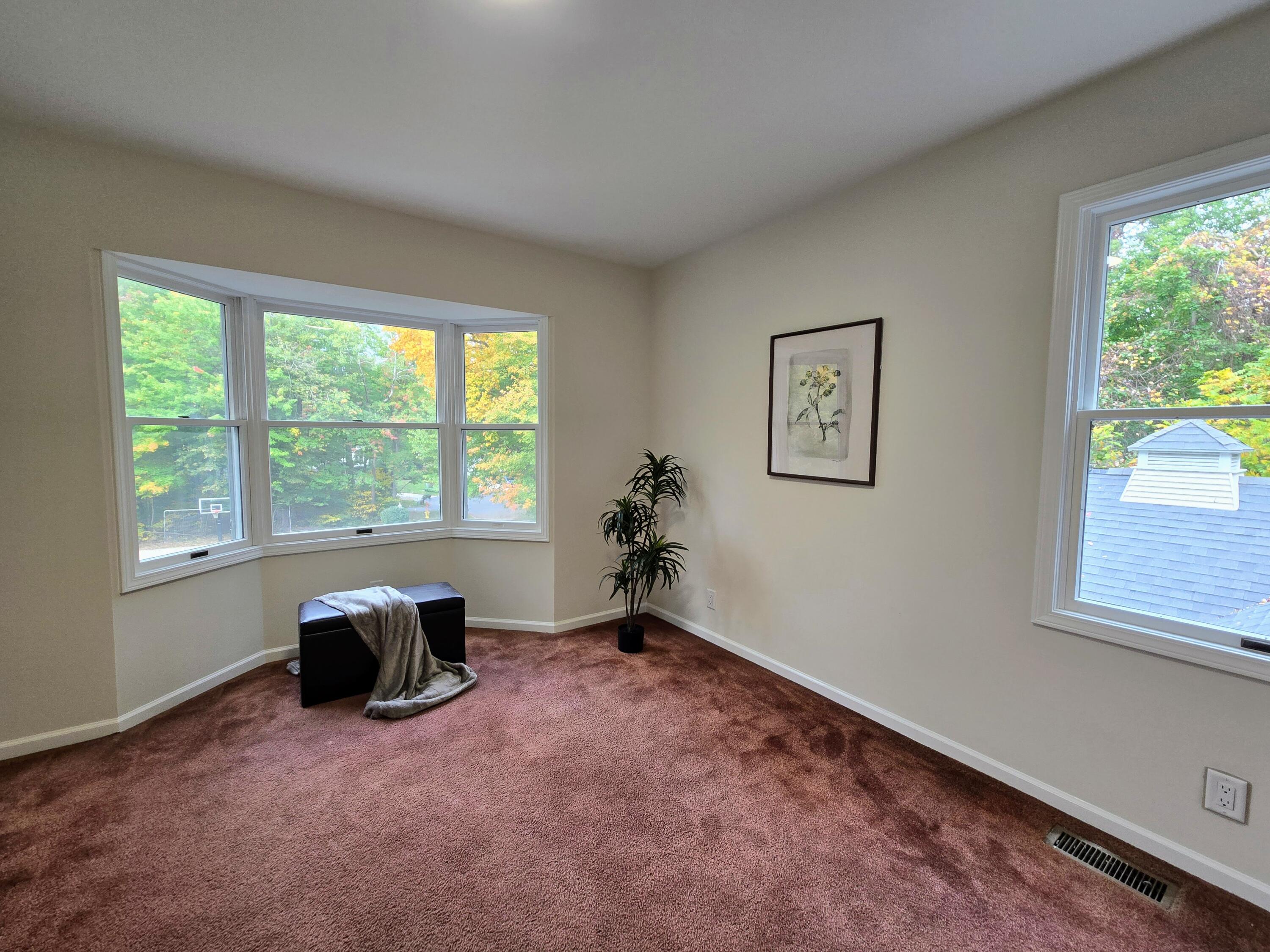 4739 Pine Hollow Road Holland MI 49423