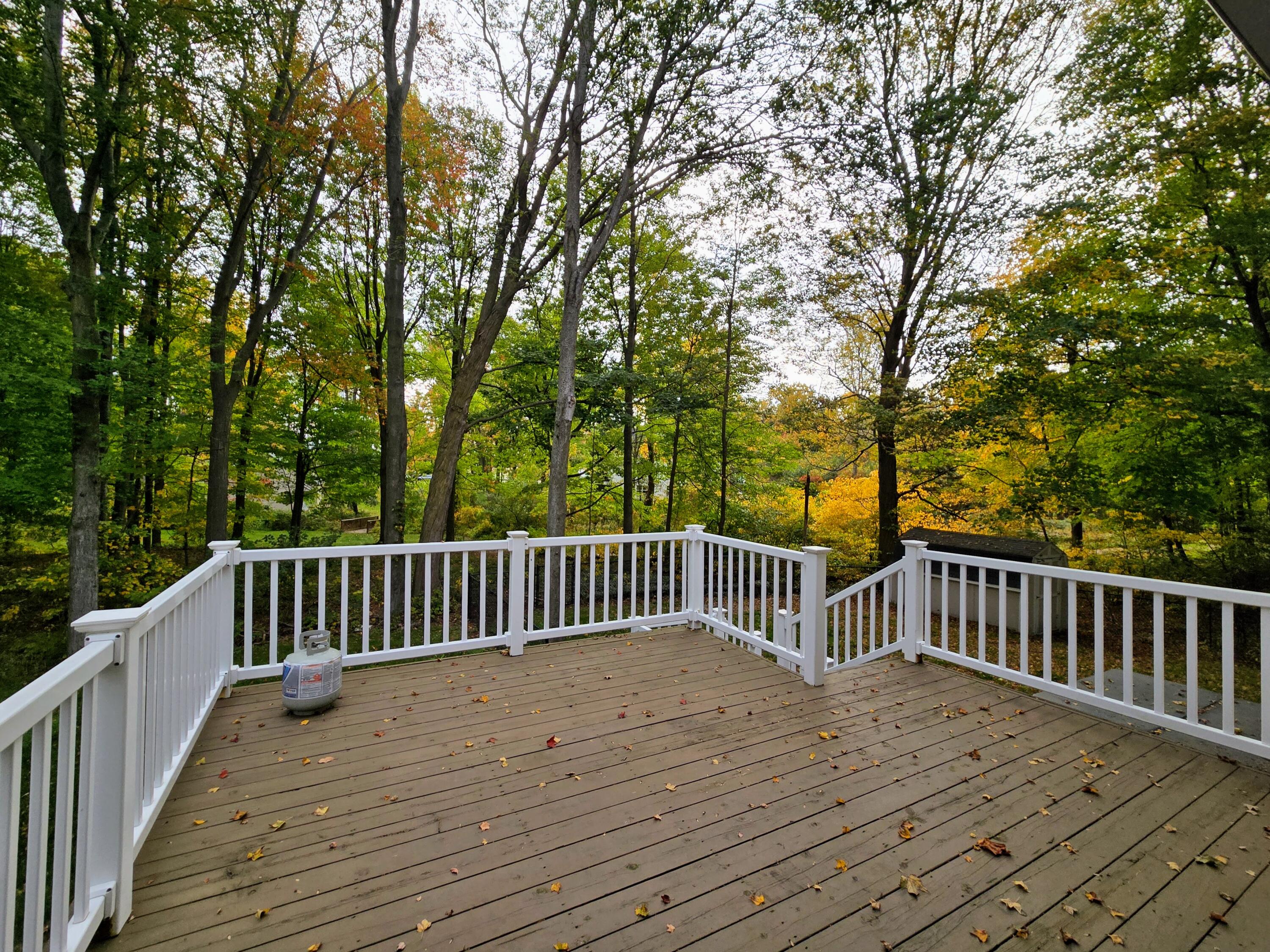 4739 Pine Hollow Road Holland MI 49423