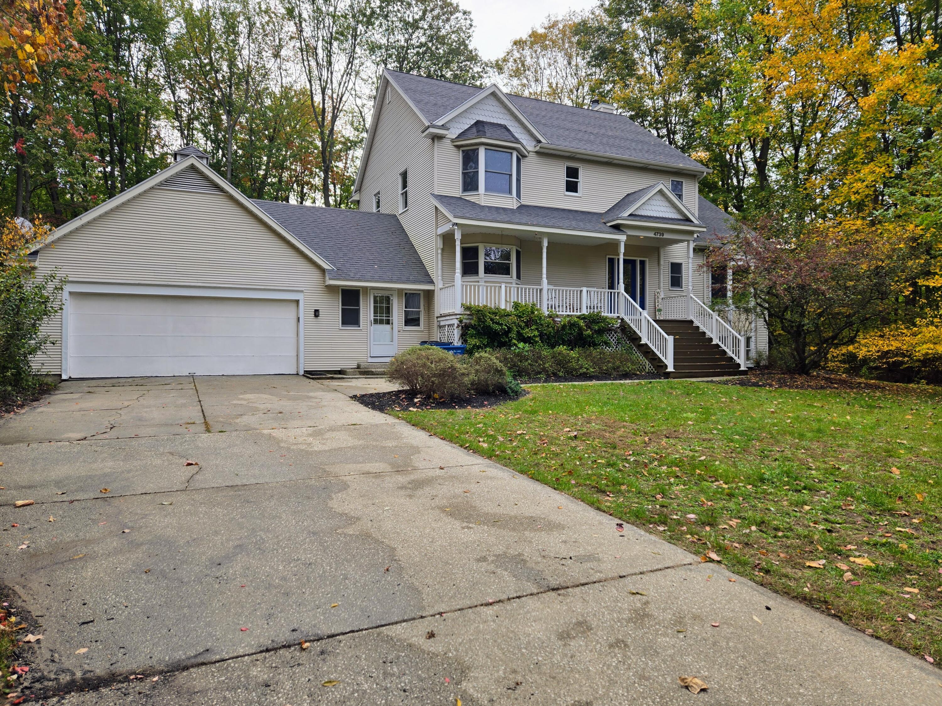 4739 Pine Hollow Road Holland MI 49423