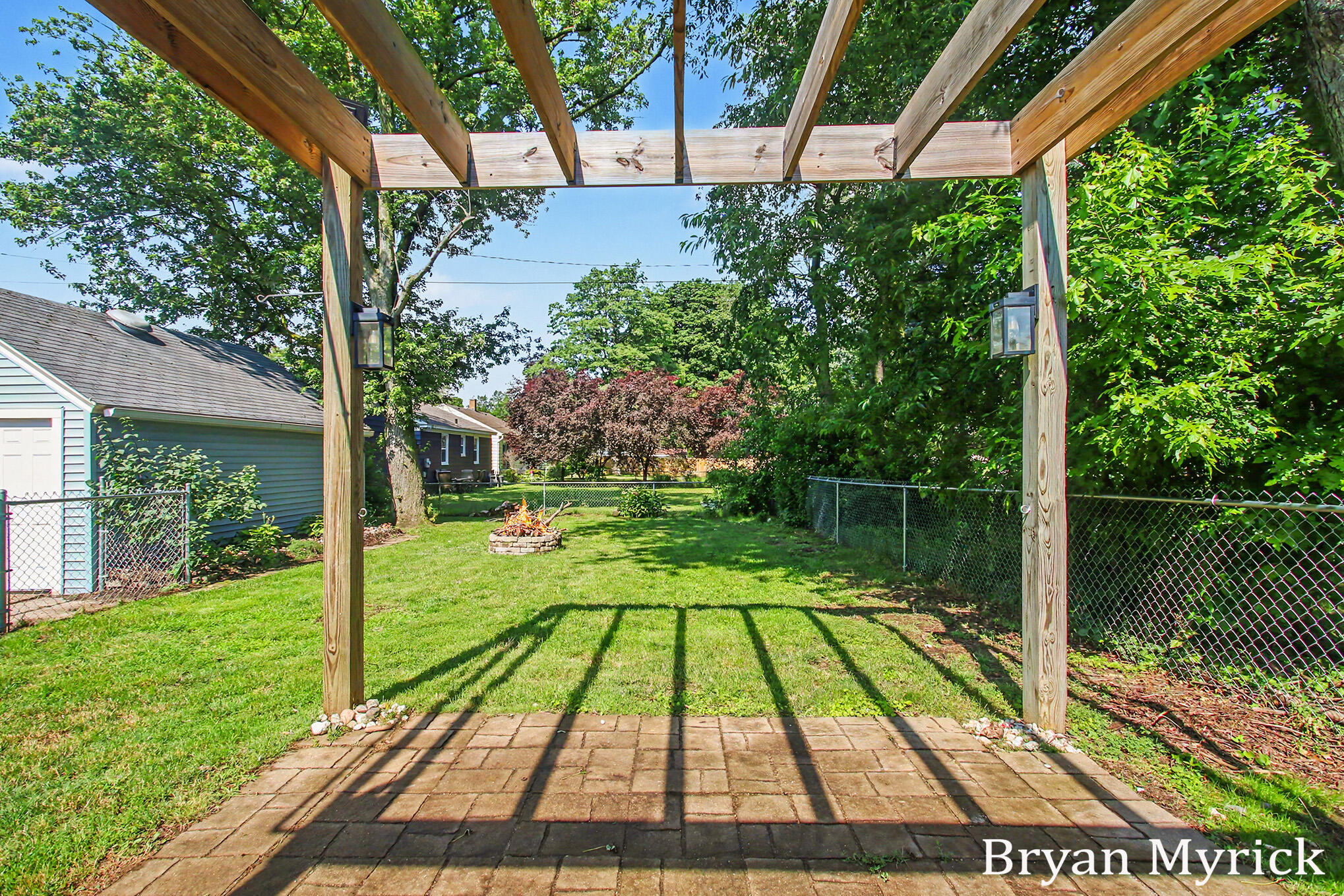 762 Central Holland MI 49423