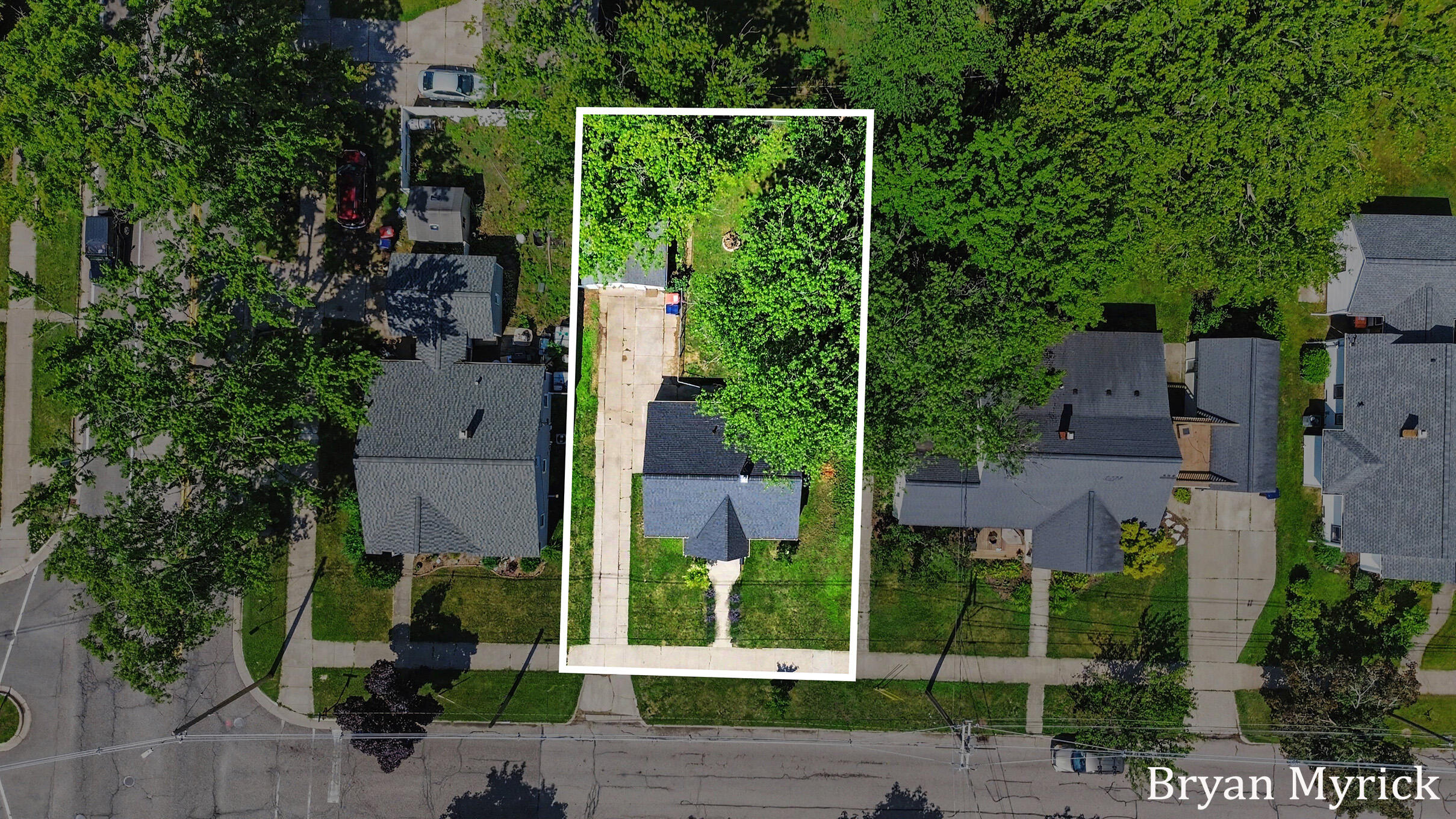 762 Central Holland MI 49423