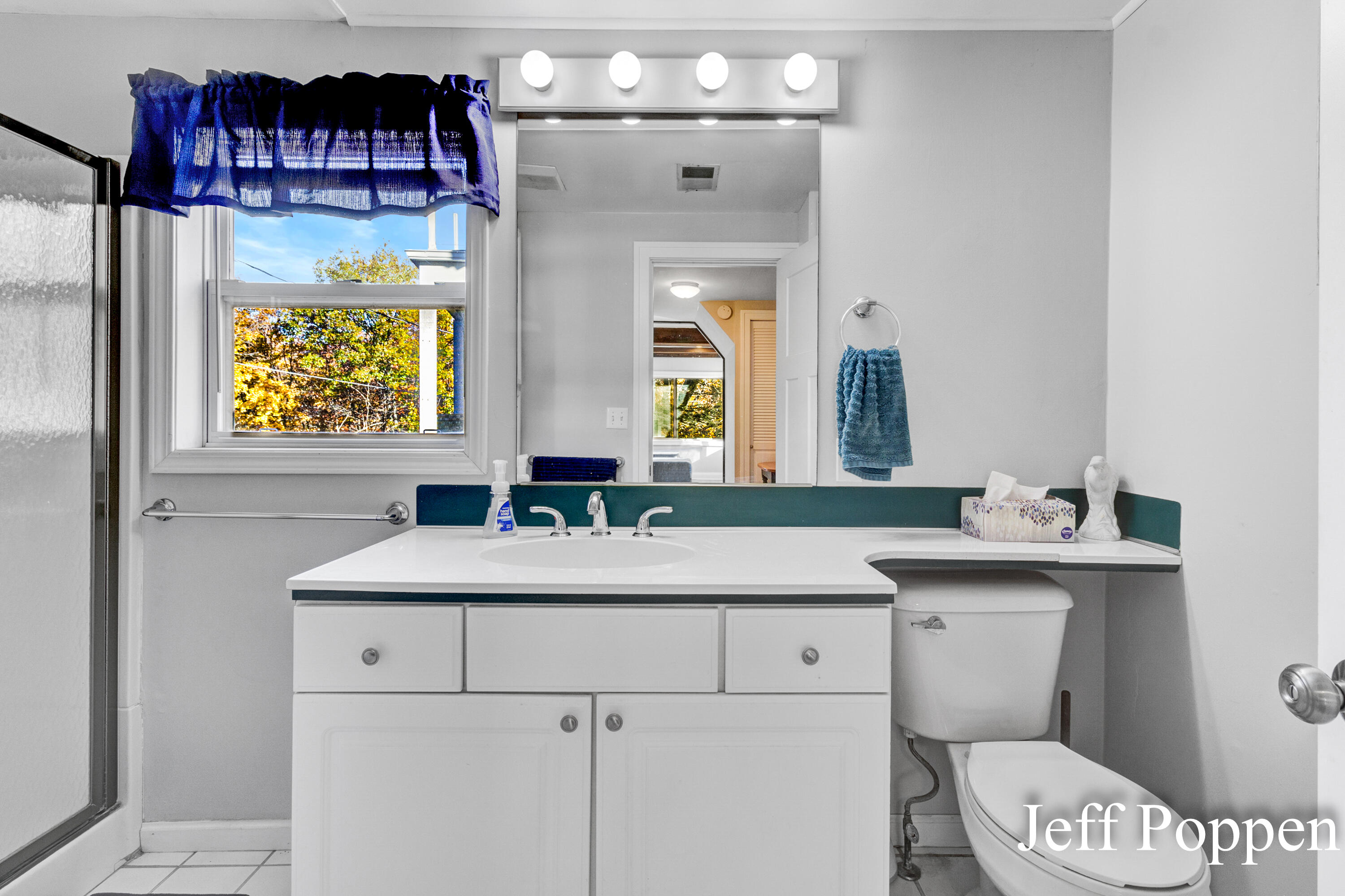 22 Edwards Avenue Grand Haven MI 49417