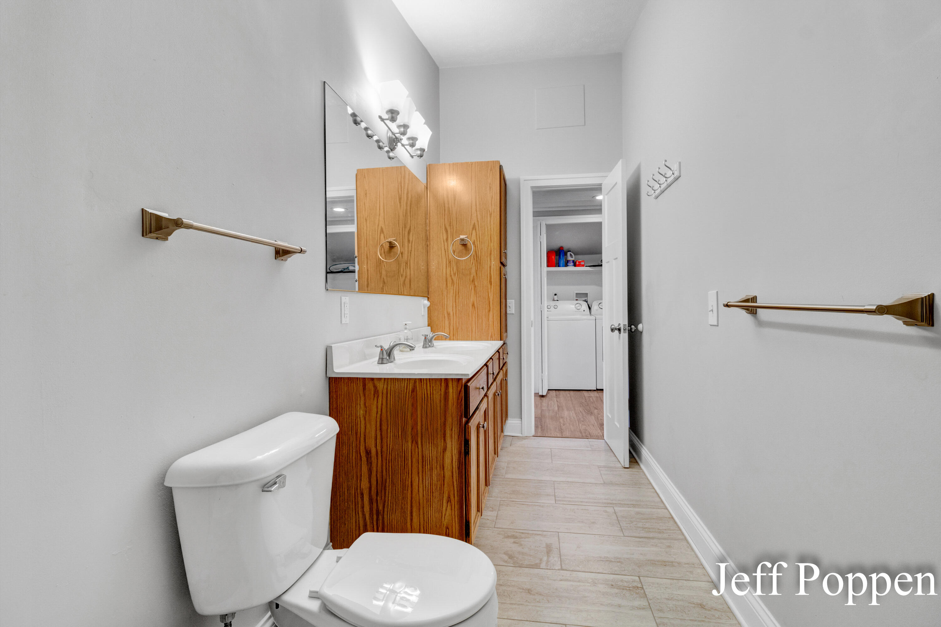 22 Edwards Avenue Grand Haven MI 49417