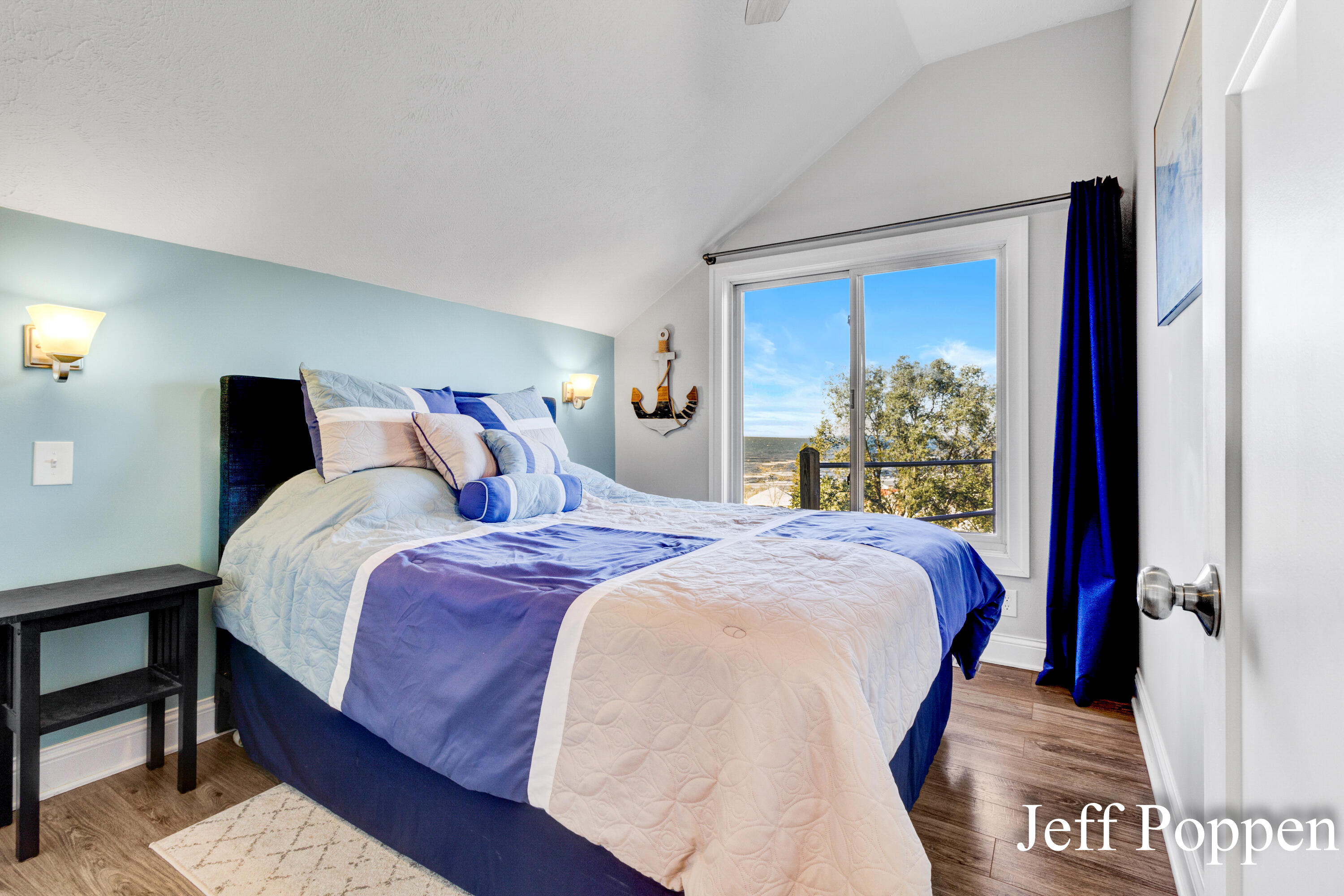 22 Edwards Avenue Grand Haven MI 49417