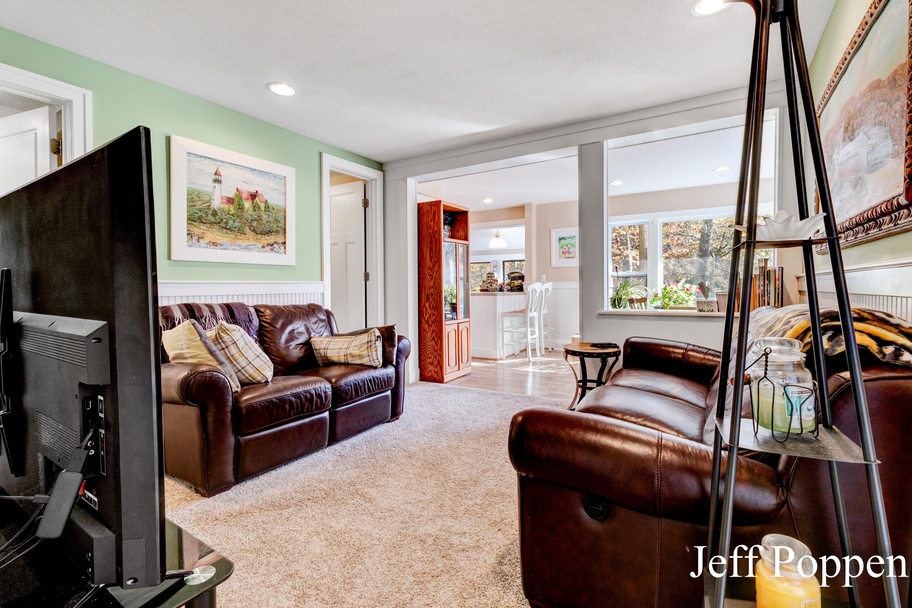 22 Edwards Avenue Grand Haven MI 49417