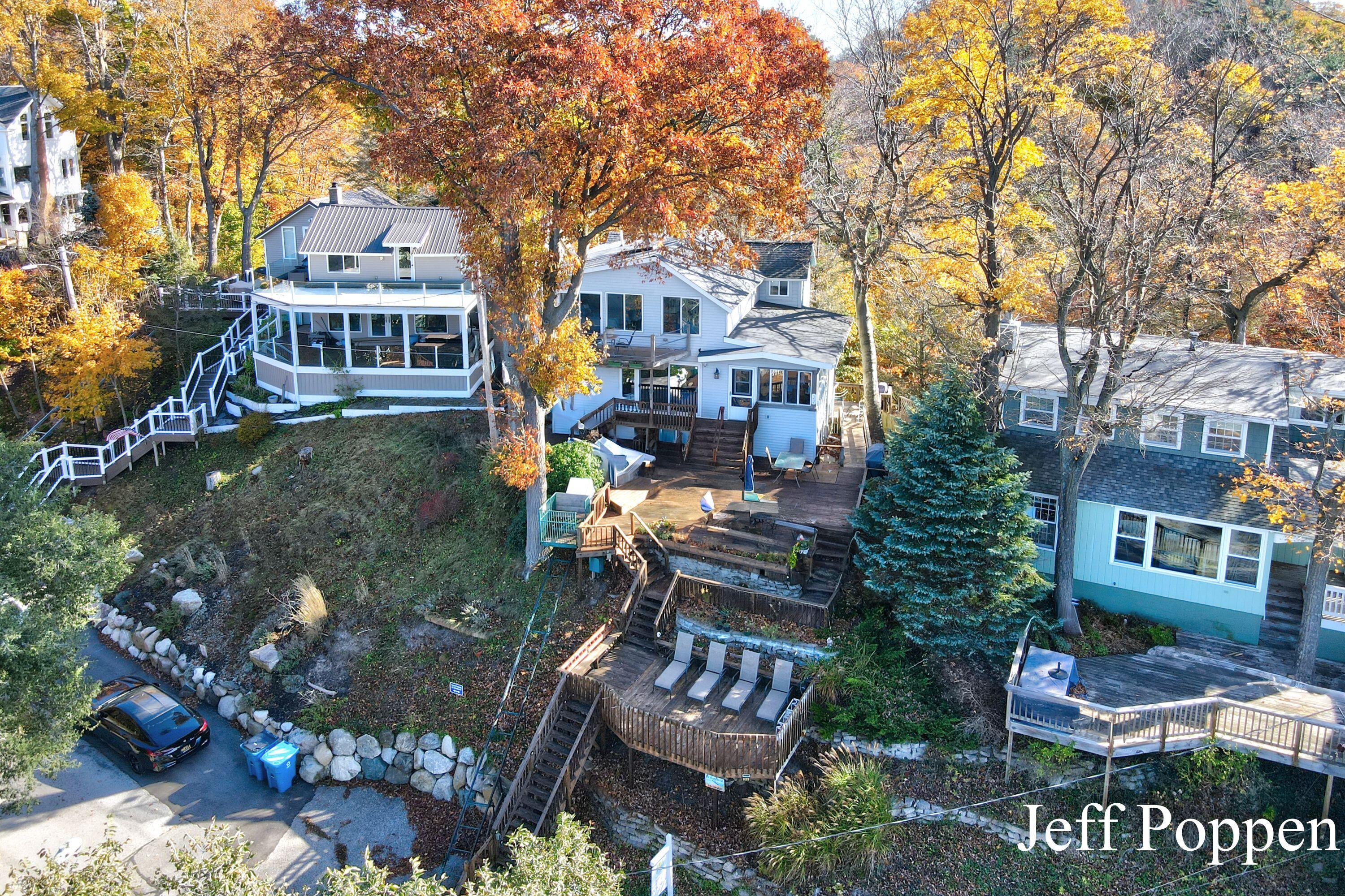 22 Edwards Avenue Grand Haven MI 49417