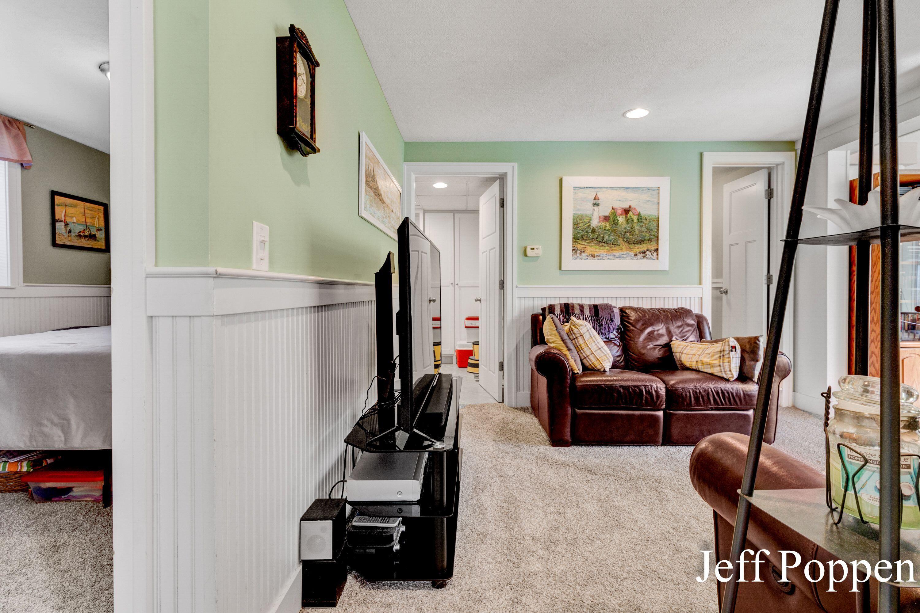 22 Edwards Avenue Grand Haven MI 49417