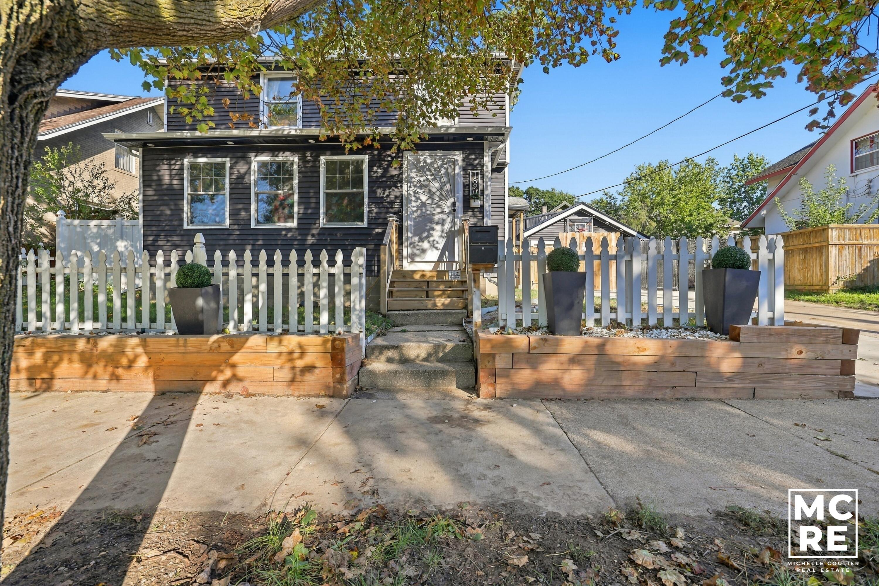 1820 Coit Avenue NE Grand Rapids MI 49505
