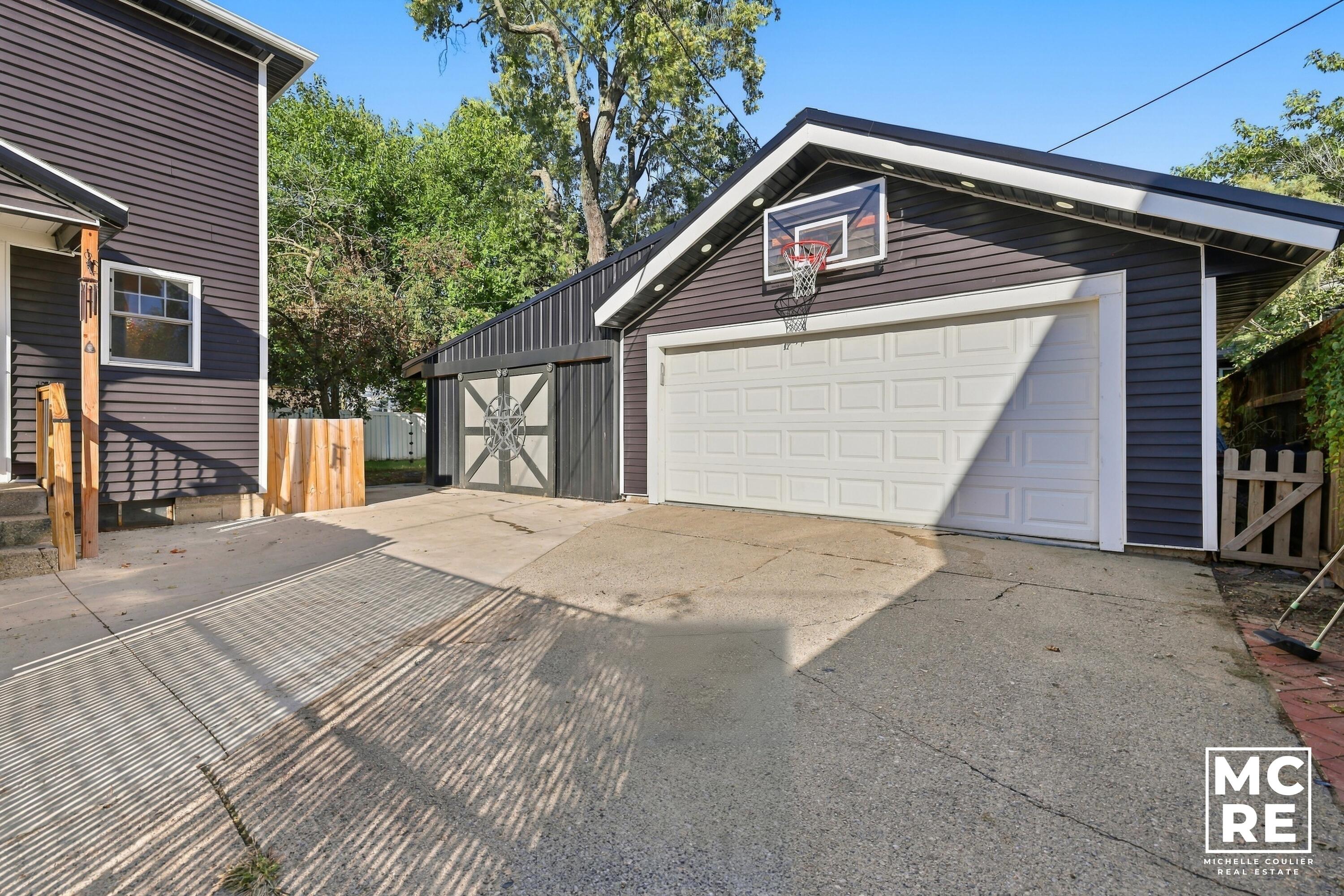 1820 Coit Avenue NE Grand Rapids MI 49505