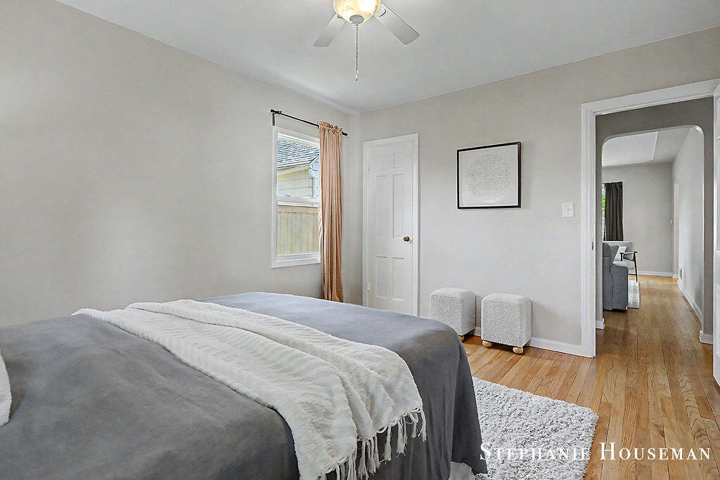 933 Mayhew Wood Drive SE Grand Rapids MI 49507
