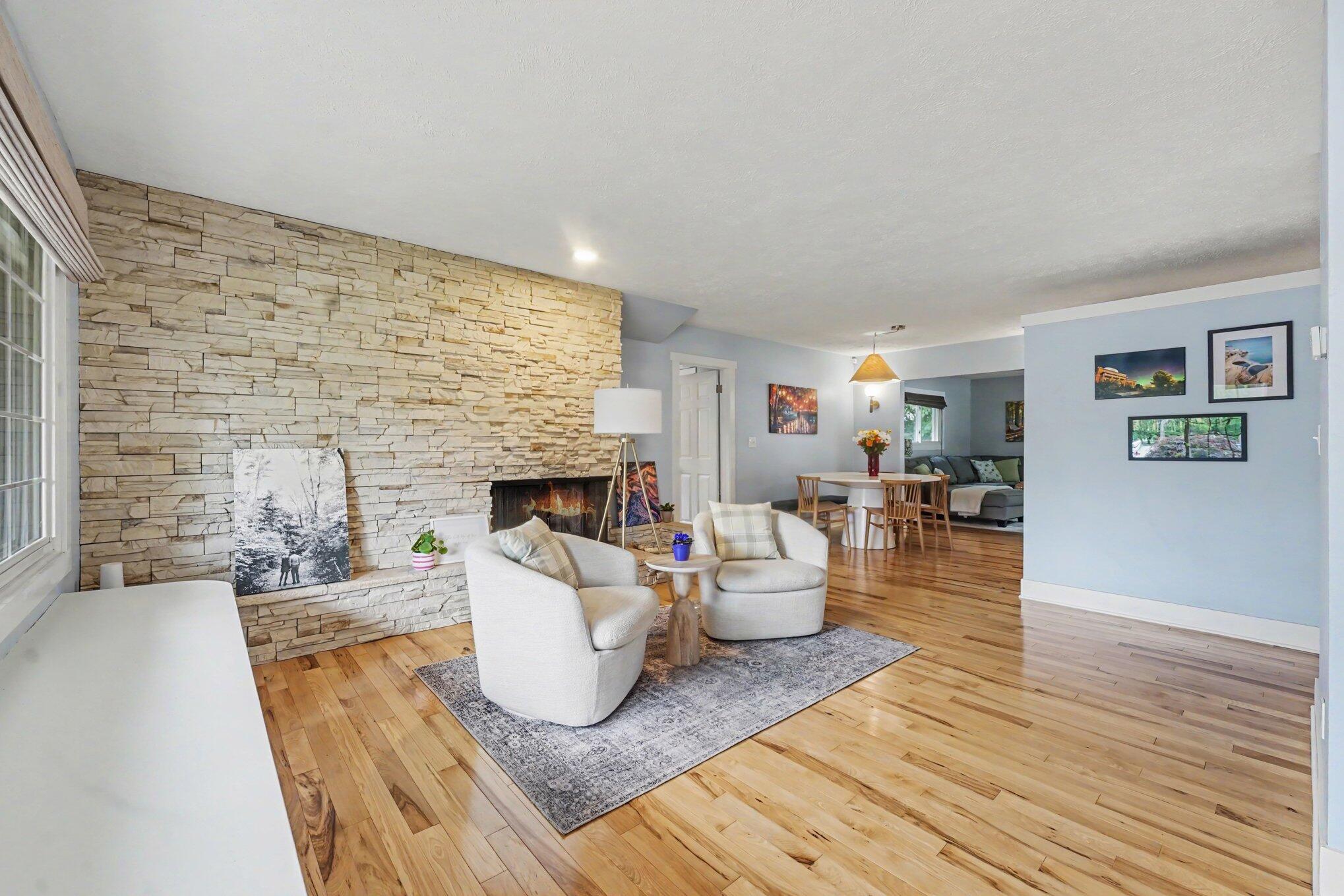 1696 Burke Avenue NE Grand Rapids MI 49505