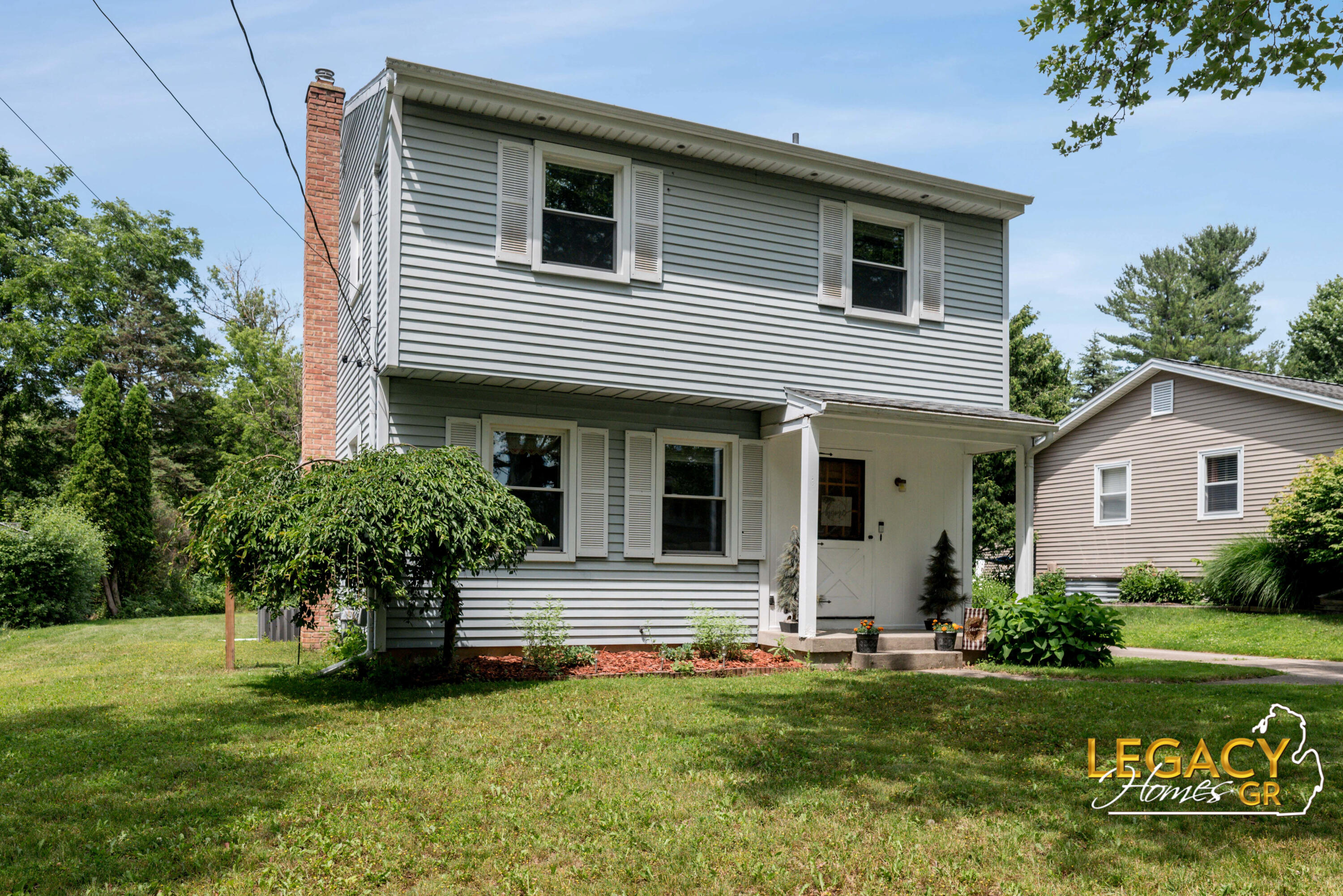 1031 Worcester Drive NE Grand Rapids MI 49505
