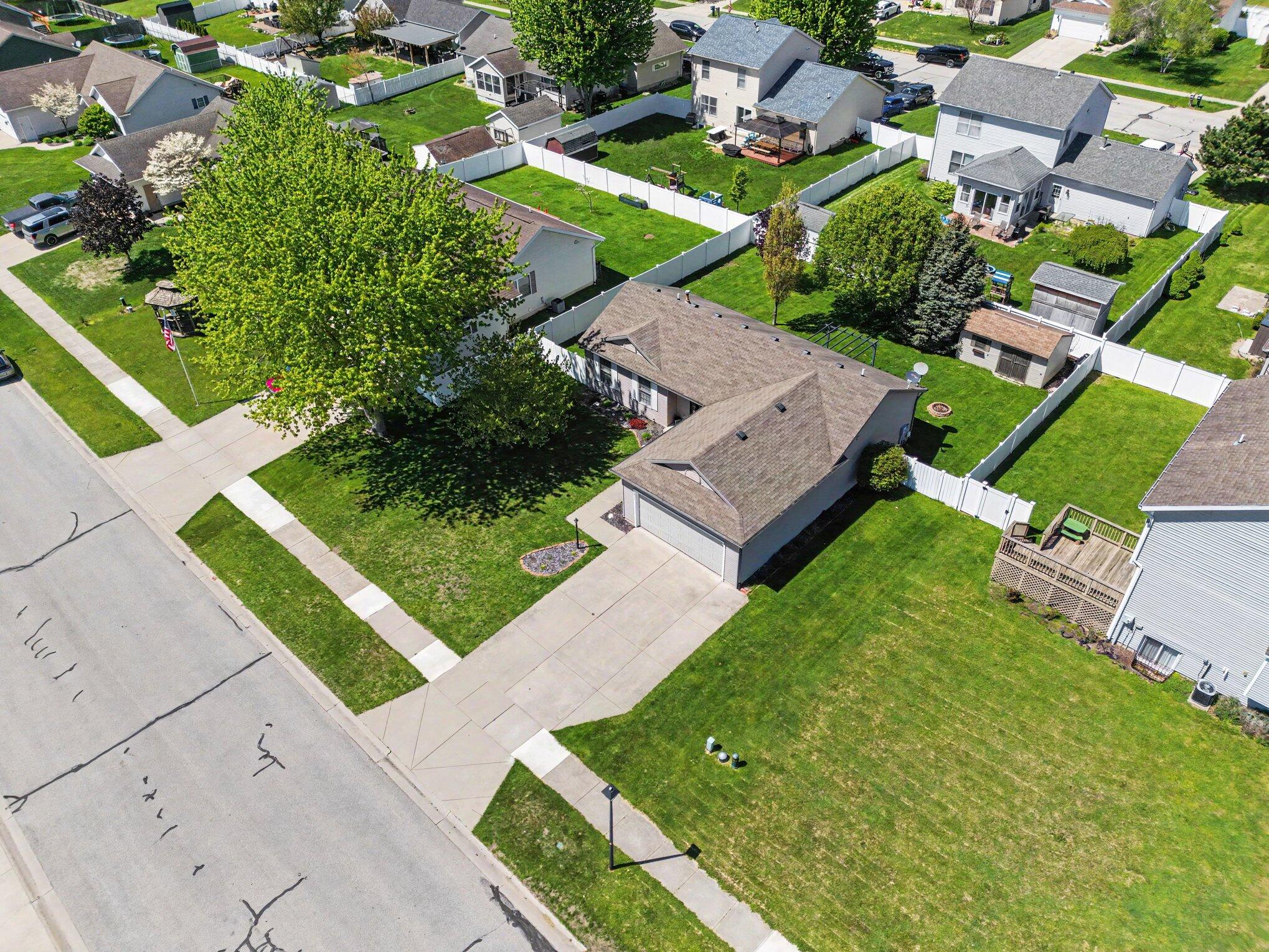 4615 Hidden Creek Lane Bridgman MI 49106