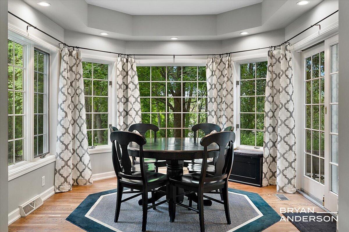 1015 Bradford Hollow Lane NE Grand Rapids MI 49525