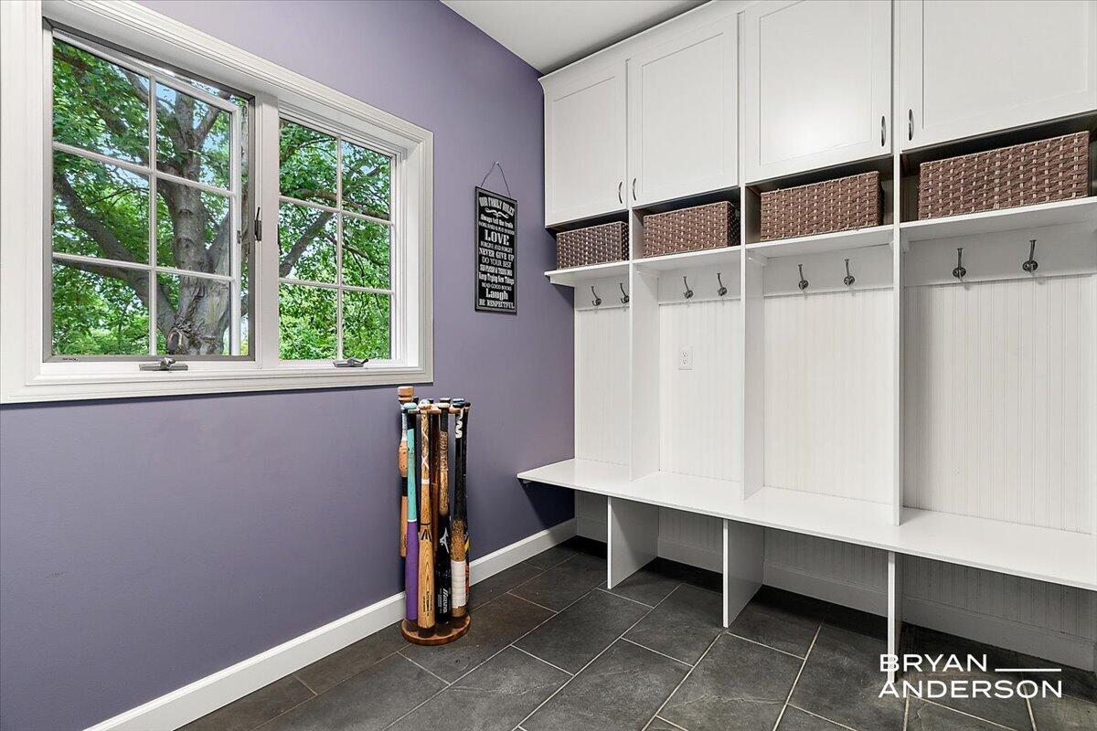 1015 Bradford Hollow Lane NE Grand Rapids MI 49525