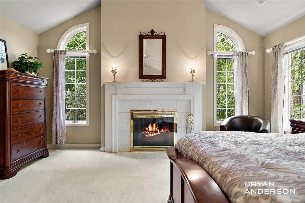 1015 Bradford Hollow Lane NE Grand Rapids MI 49525