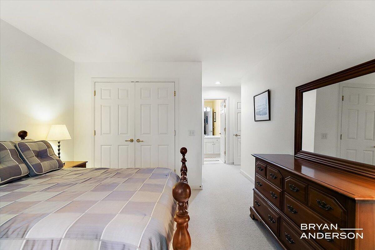 1015 Bradford Hollow Lane NE Grand Rapids MI 49525