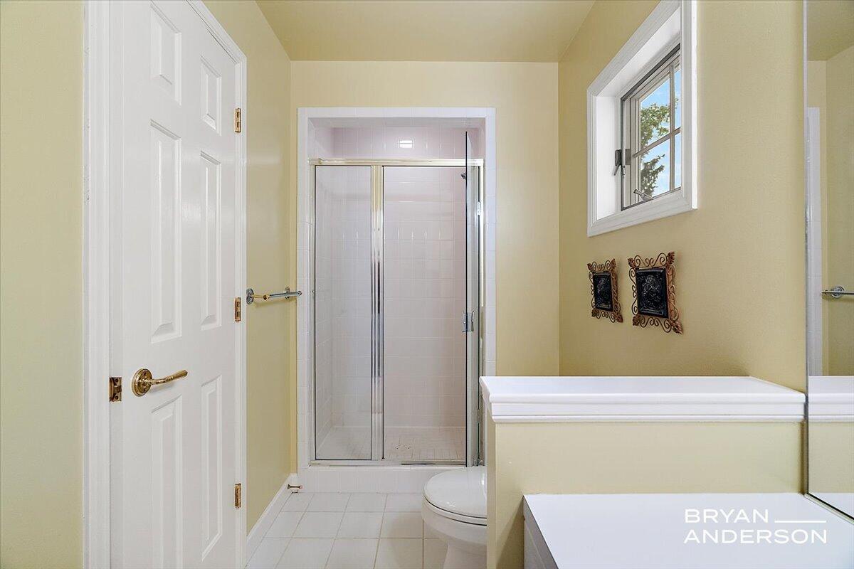 1015 Bradford Hollow Lane NE Grand Rapids MI 49525