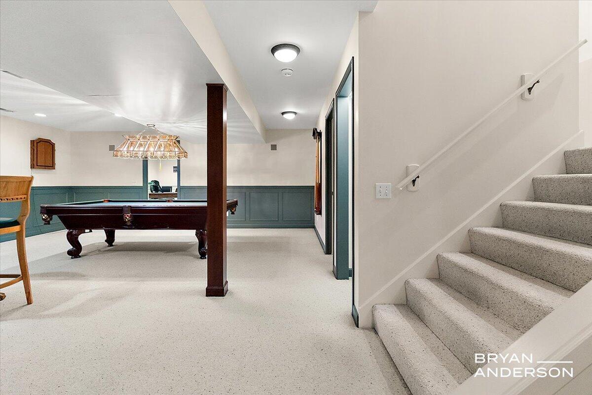 1015 Bradford Hollow Lane NE Grand Rapids MI 49525