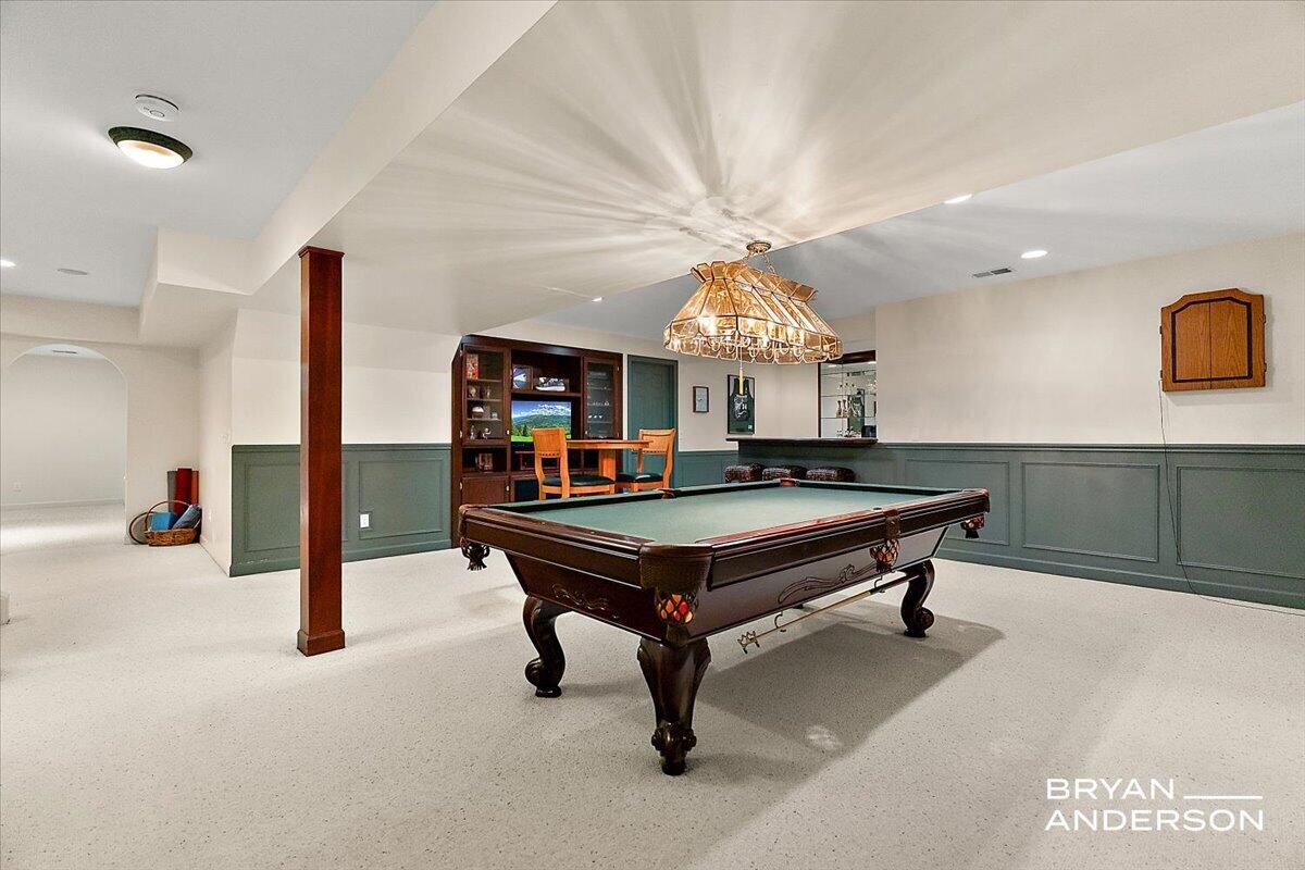1015 Bradford Hollow Lane NE Grand Rapids MI 49525