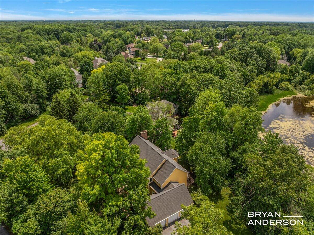 1015 Bradford Hollow Lane NE Grand Rapids MI 49525