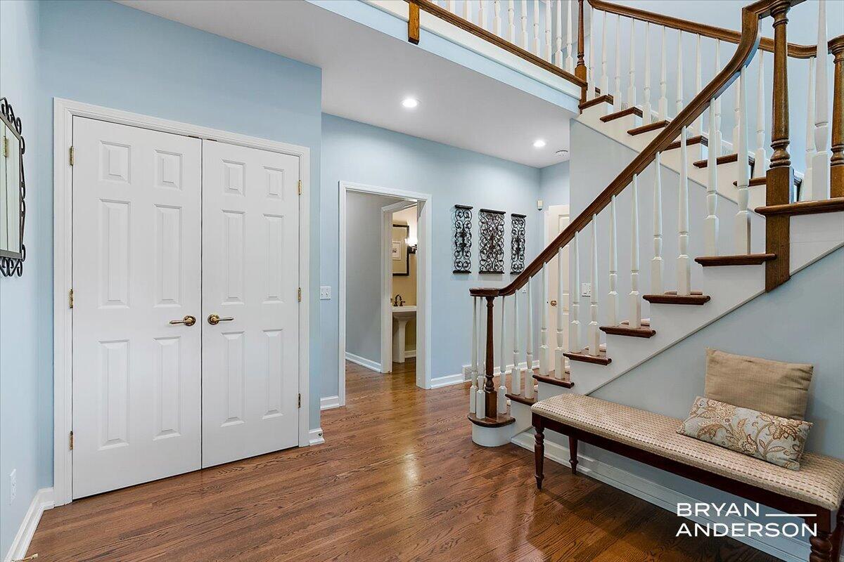 1015 Bradford Hollow Lane NE Grand Rapids MI 49525