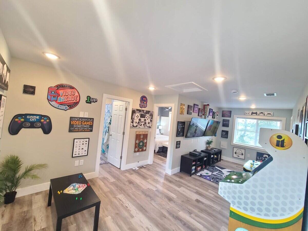 5292 E R Avenue Portage MI 49002
