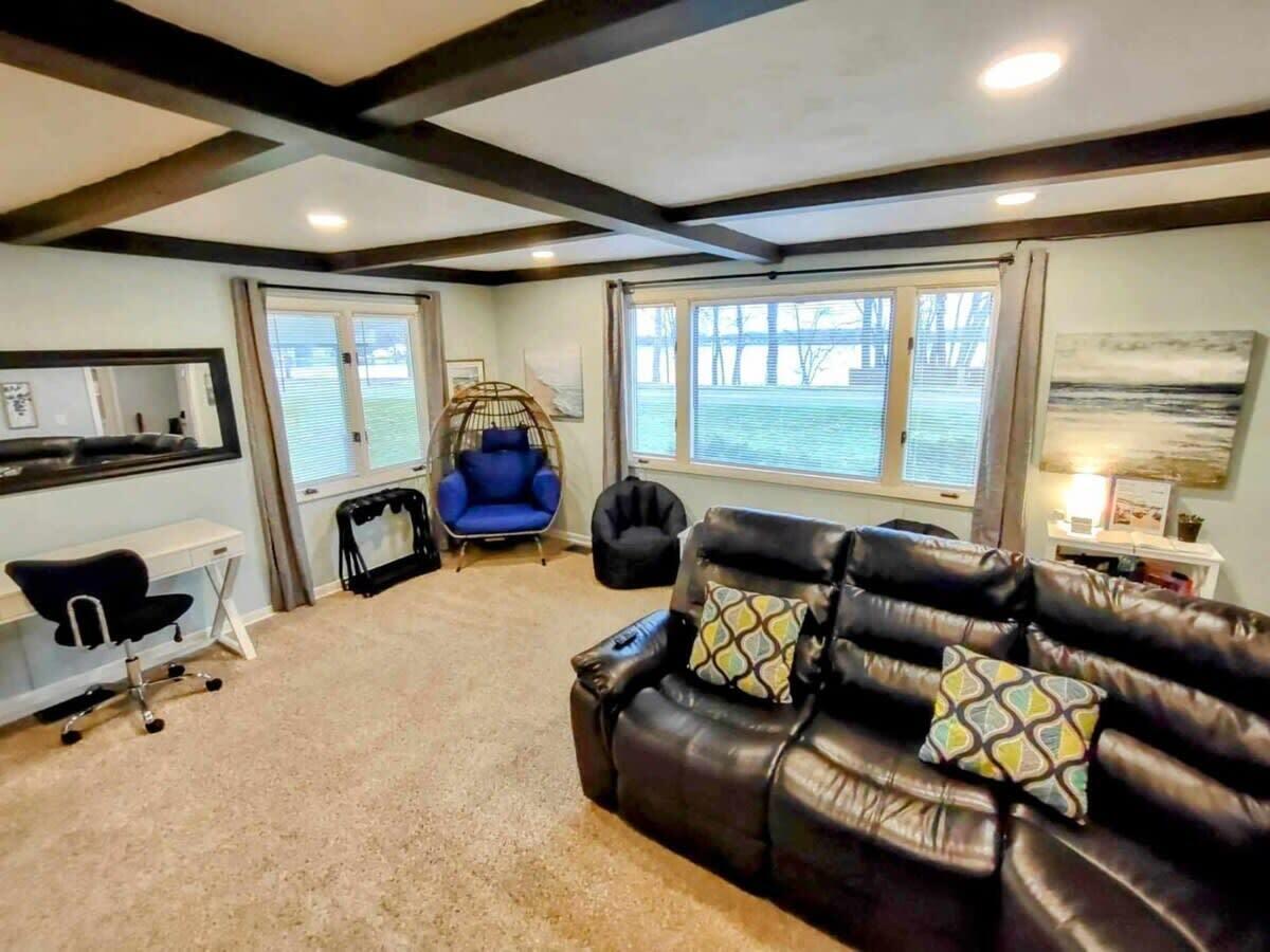 5292 E R Avenue Portage MI 49002