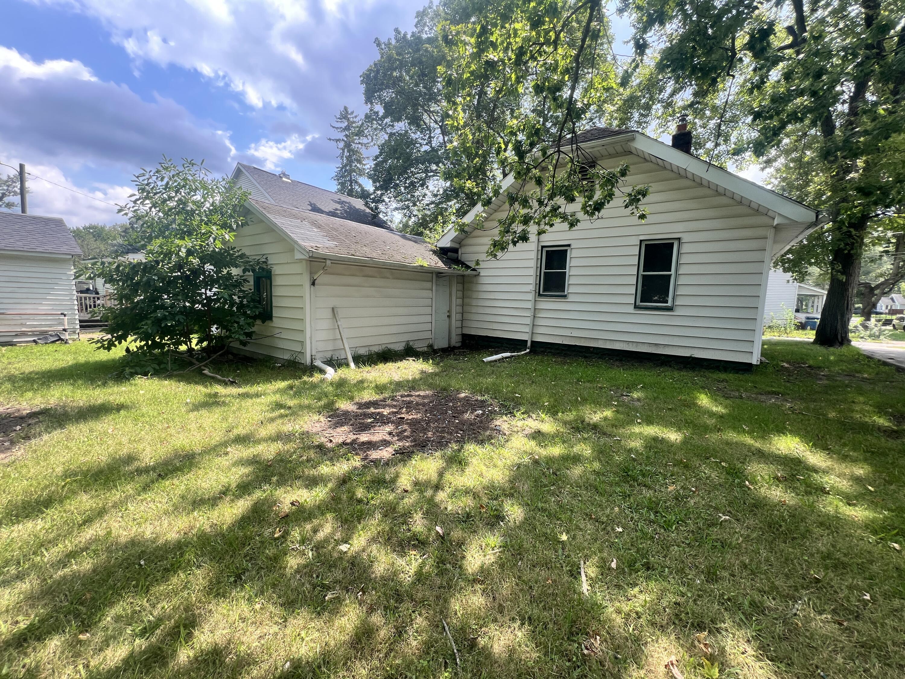 705 Poplar Street Niles MI 49120
