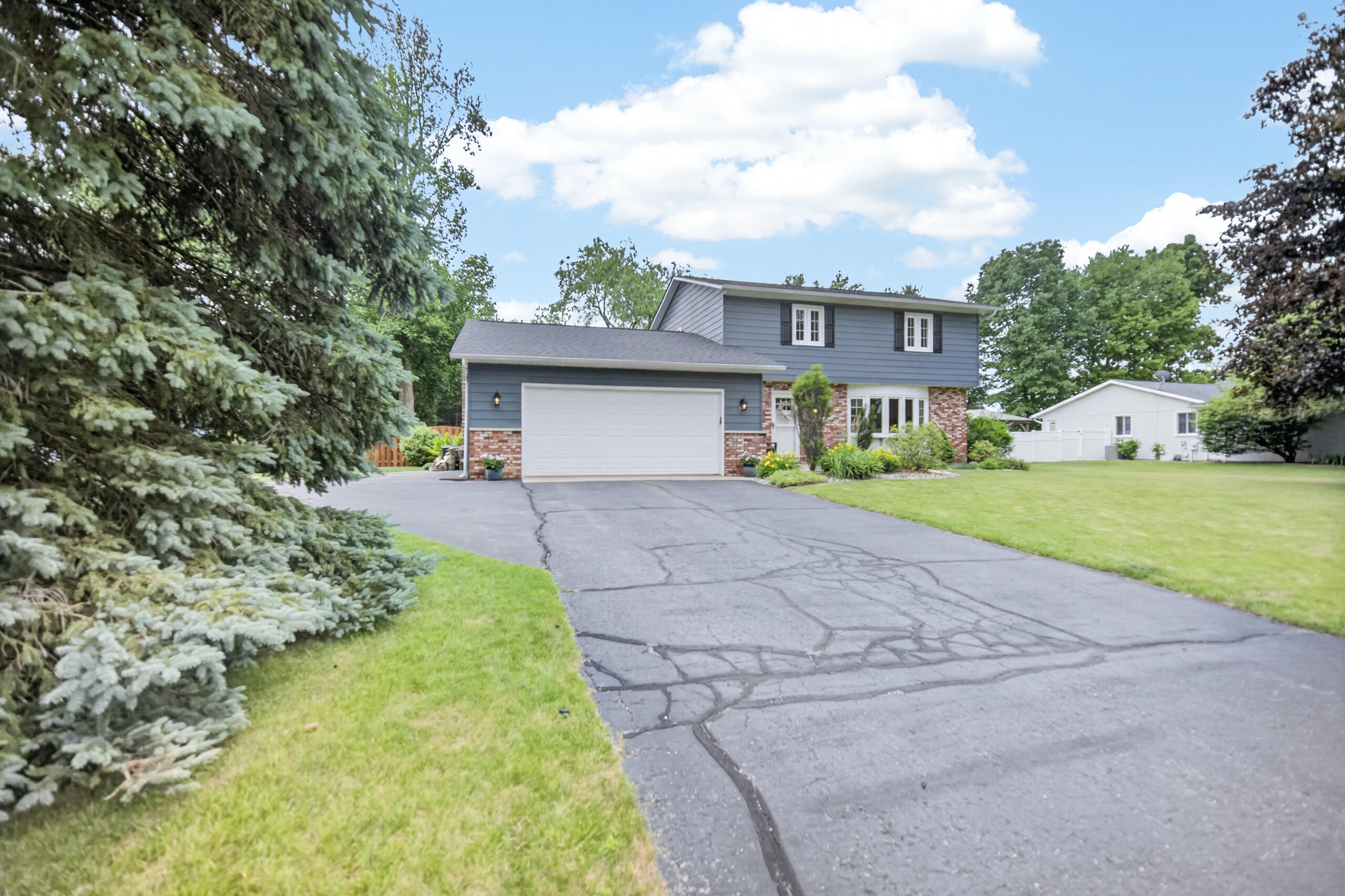 5141 Lewsinda Avenue Kalamazoo MI 49009