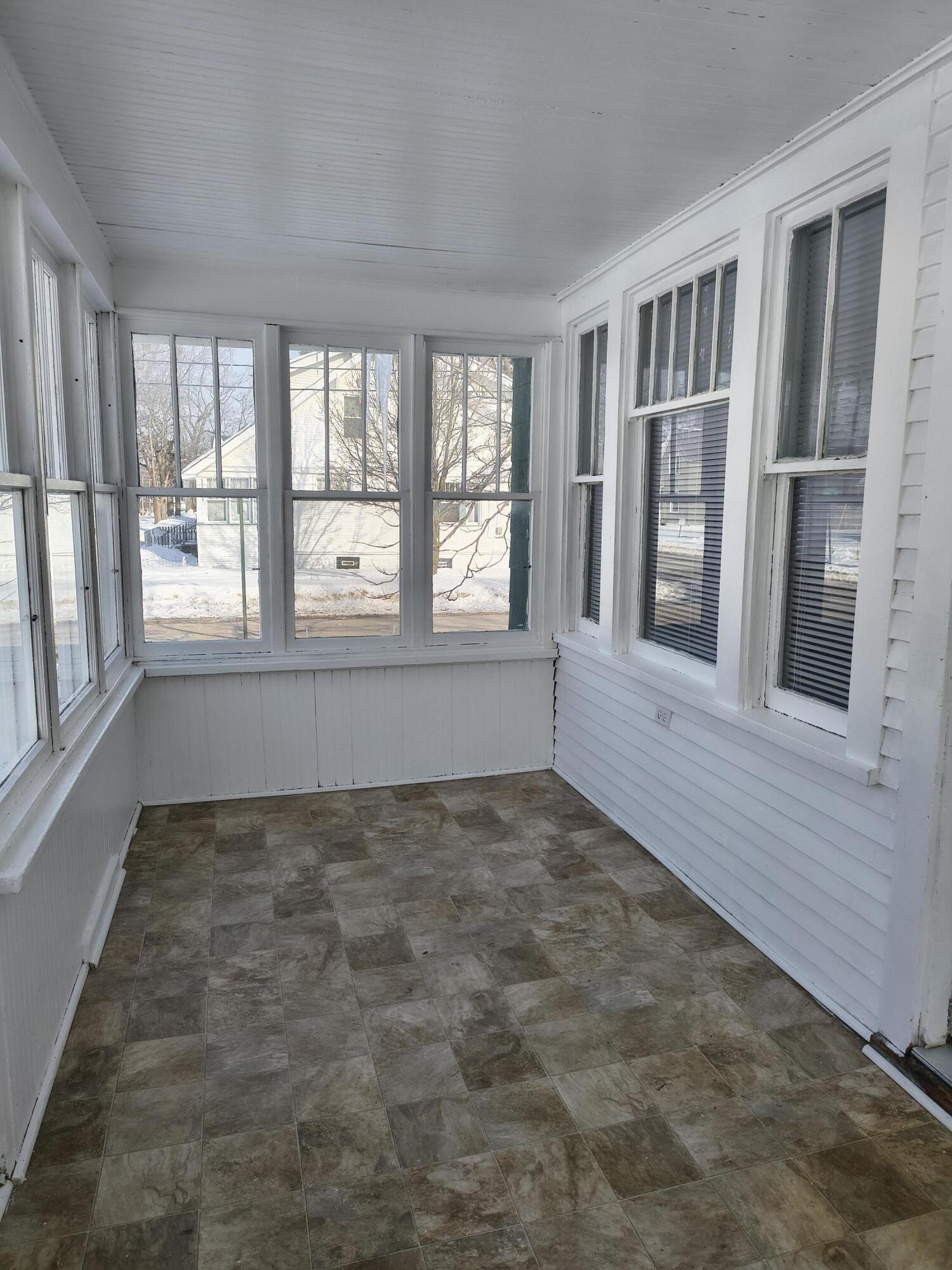 1560 6th Street Muskegon MI 49441