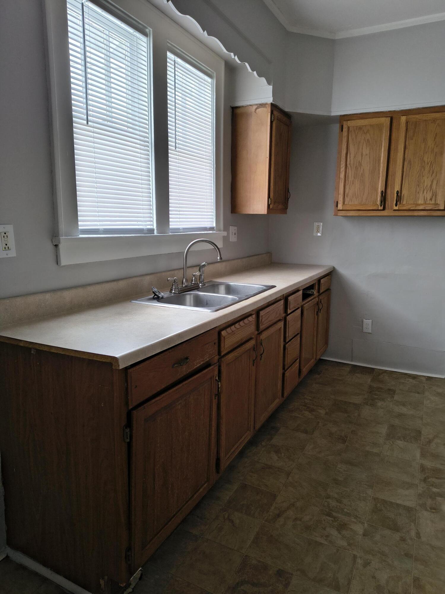 1560 6th Street Muskegon MI 49441