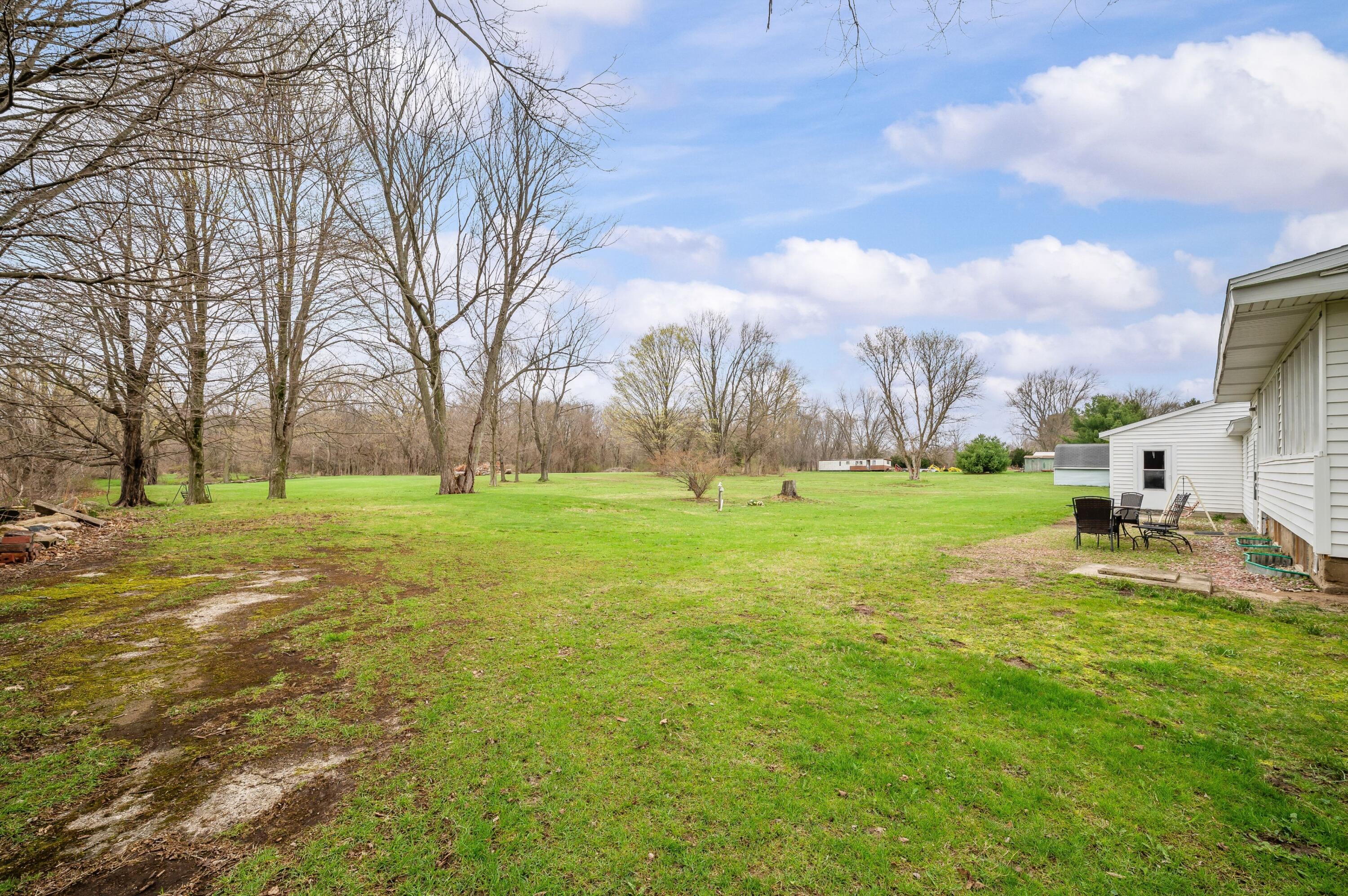 13690 Cleveland Avenue Buchanan MI 49107