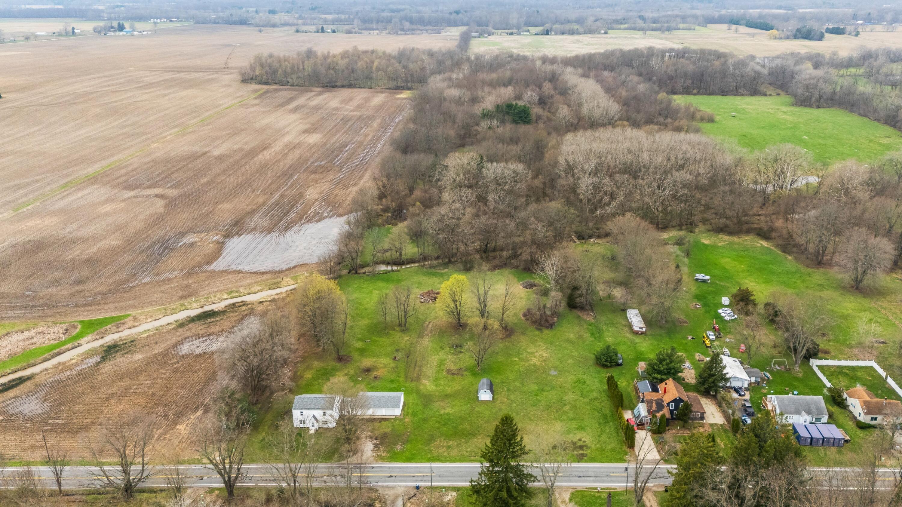 13690 Cleveland Avenue Buchanan MI 49107
